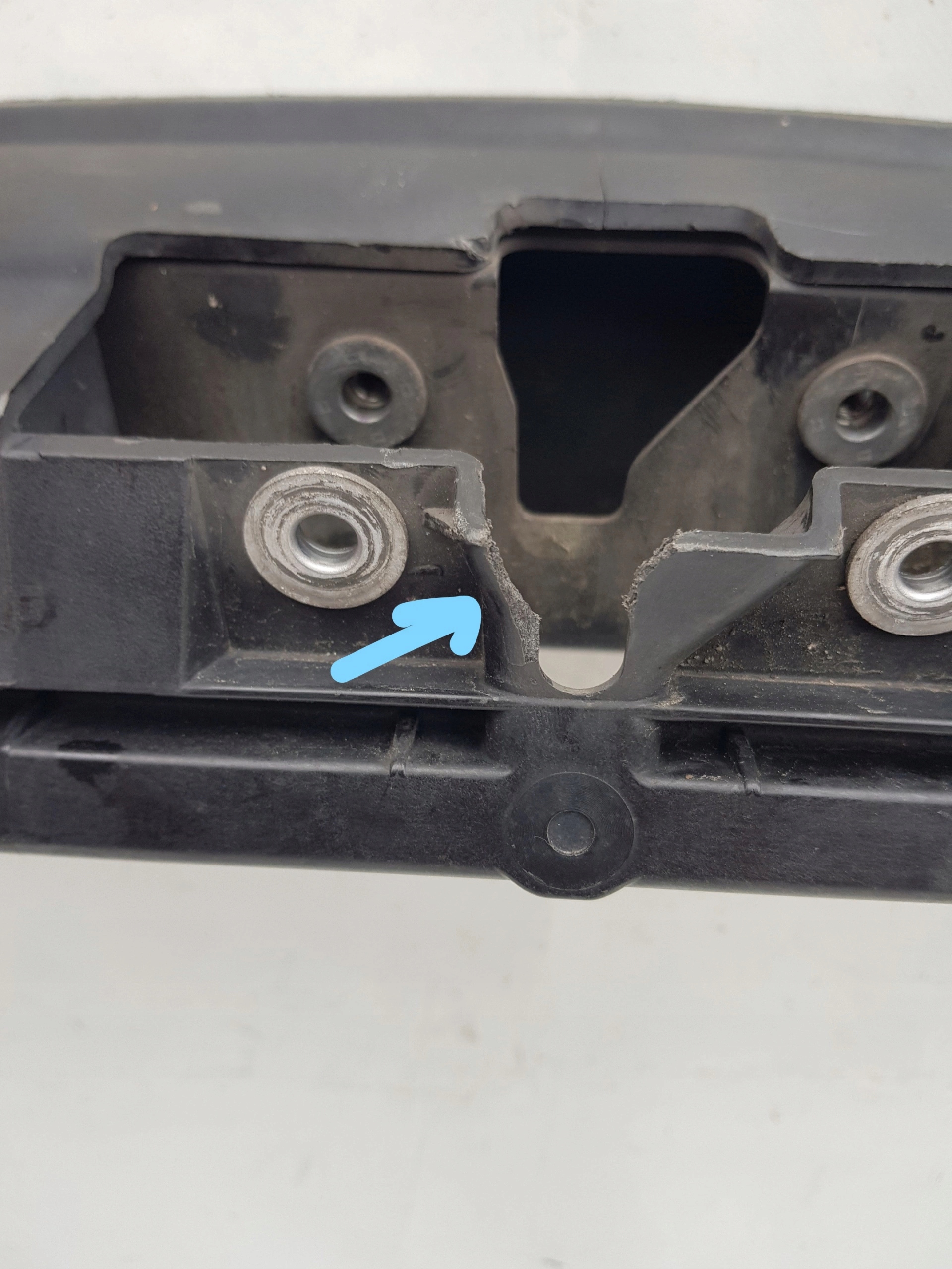 VW CRAFTER II 7C0 PAS PRZEDNI 7C0805588 Typ samochodu Samochody dostawcze Samochody osobowe