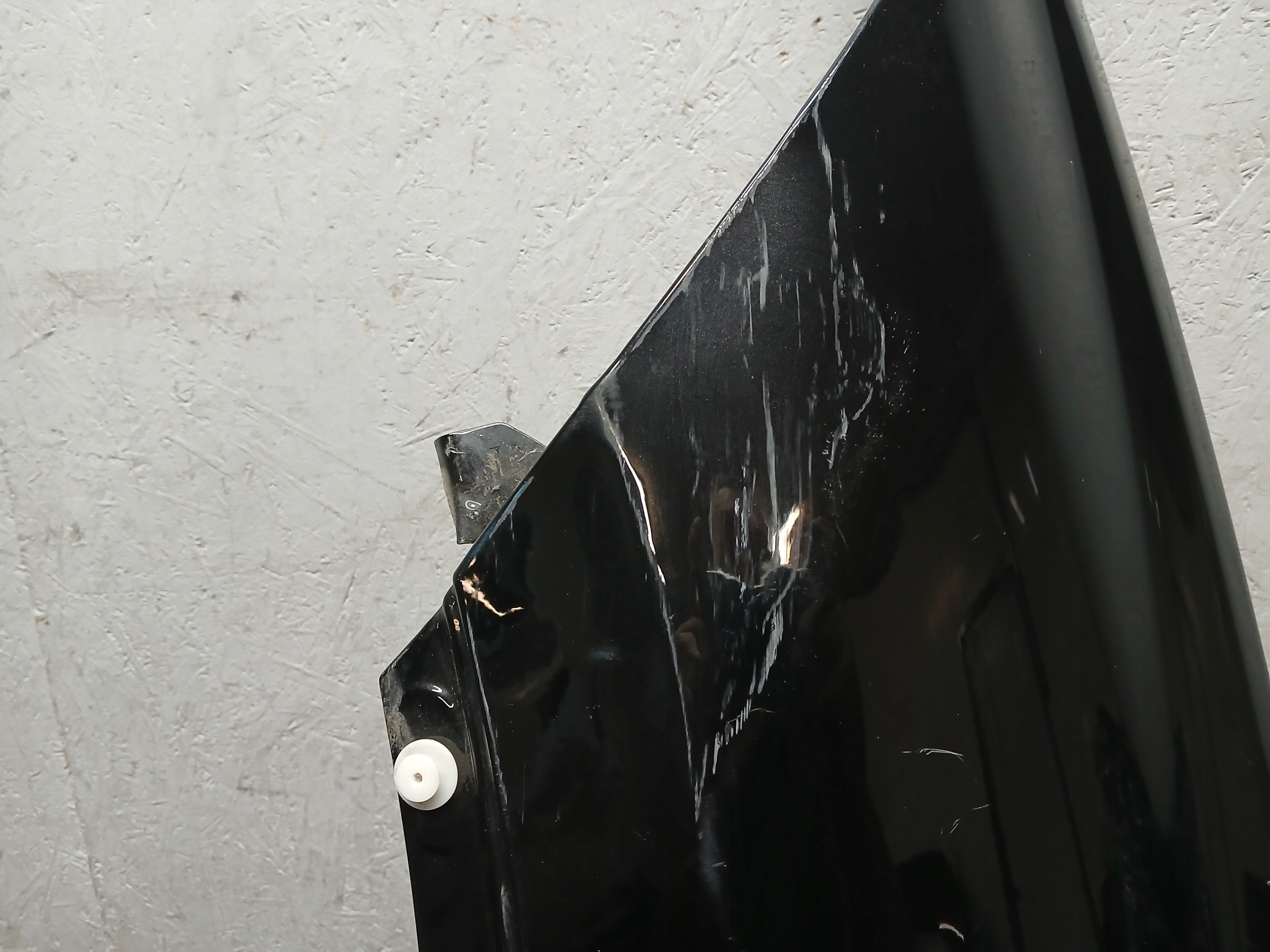 fender front left BMW X1 F48 HYBRYDA