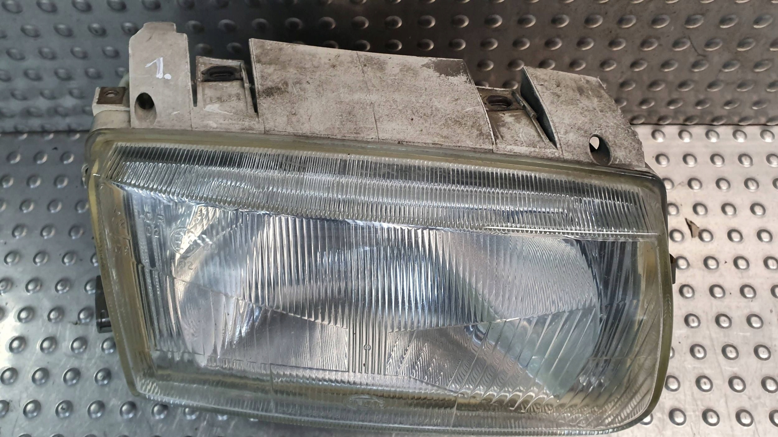 light front right VW POLO III 94- 6N1941016