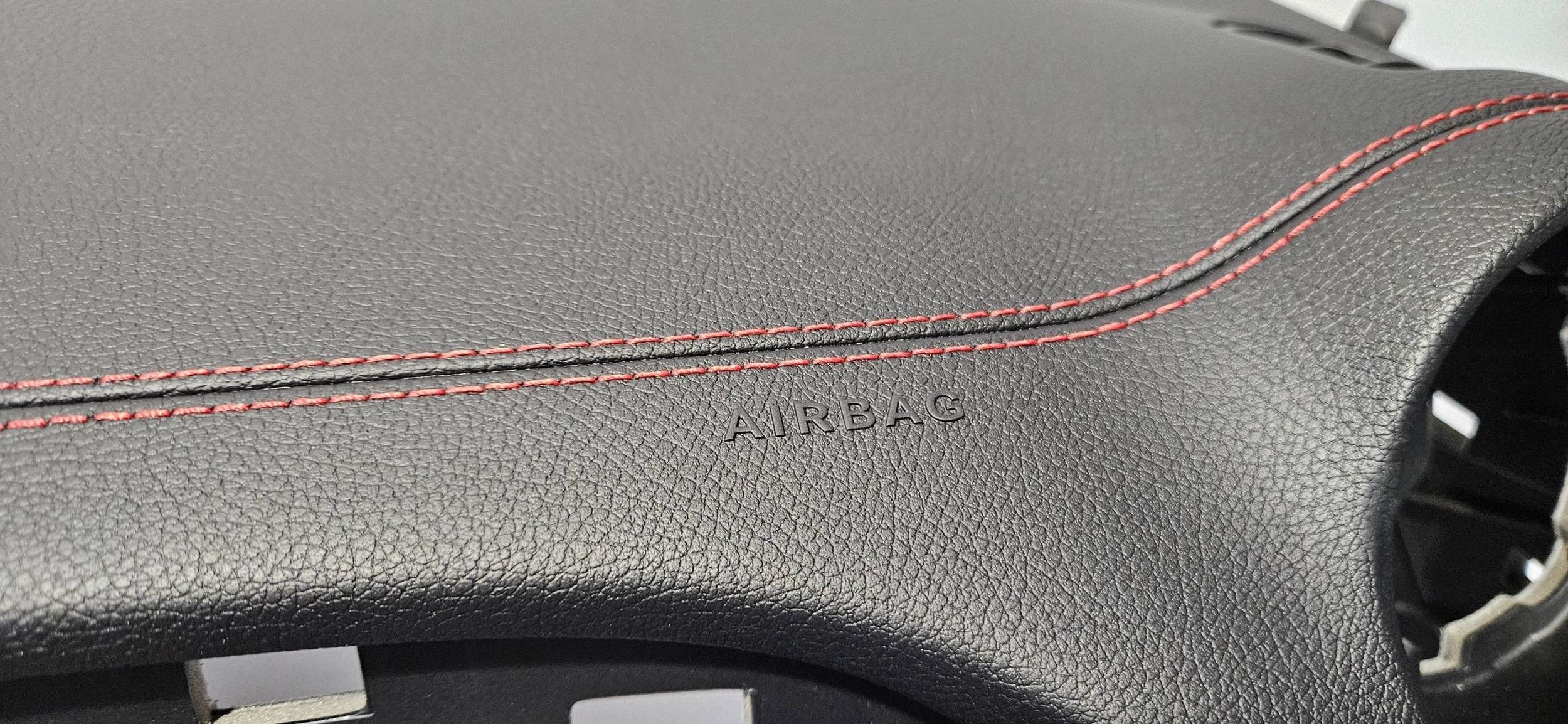 dashboard instrument panel MERCEDES GLB X247 red NIC original