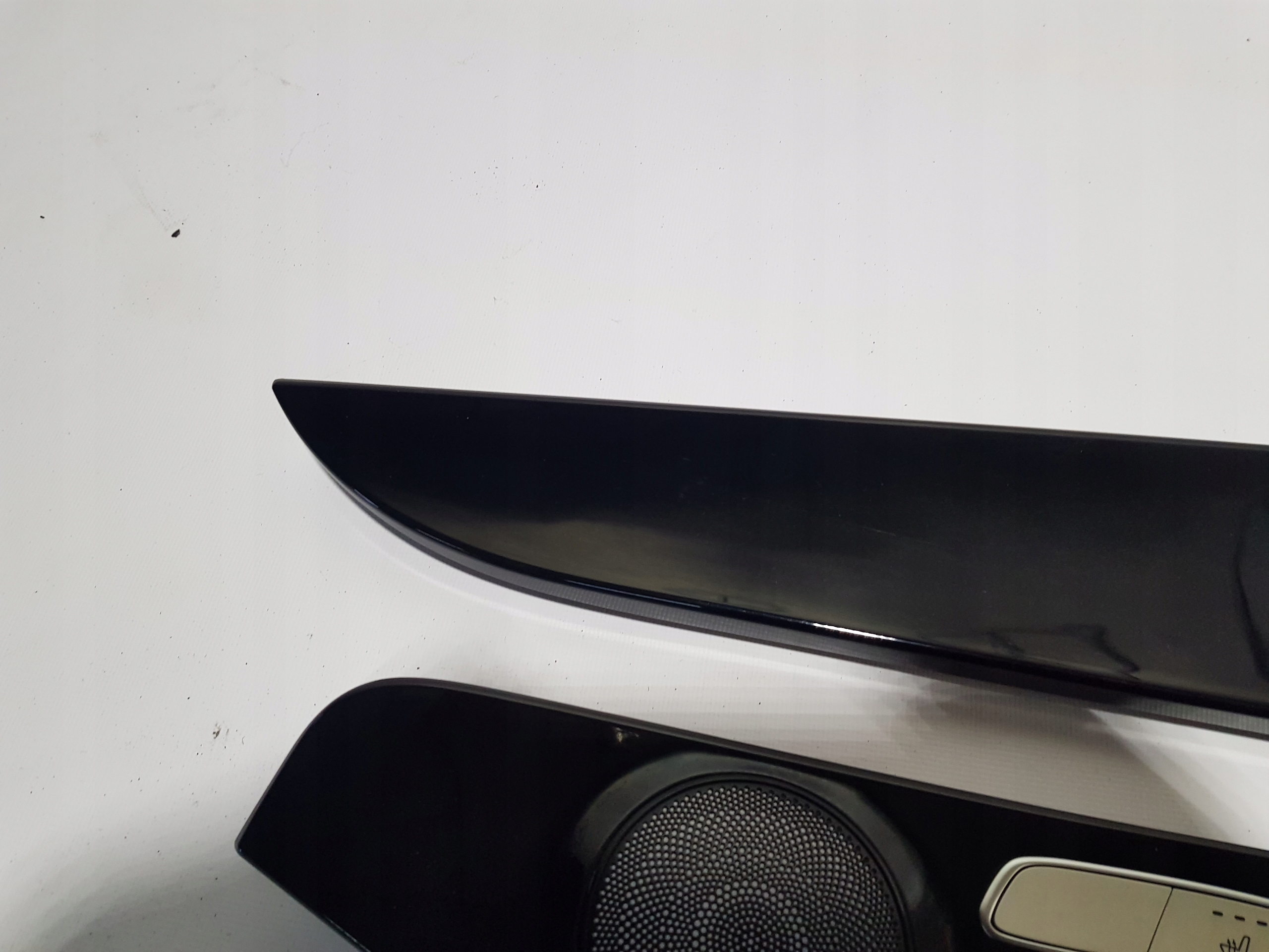 MERCEDES W205 DEKORY mouldings door KOMPLET