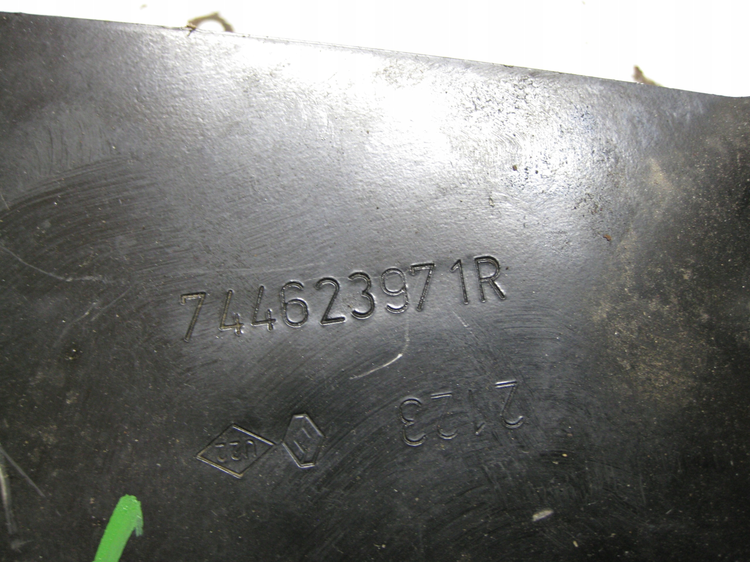 RENAULT MASTER III right holder of a bumper front 744623971R