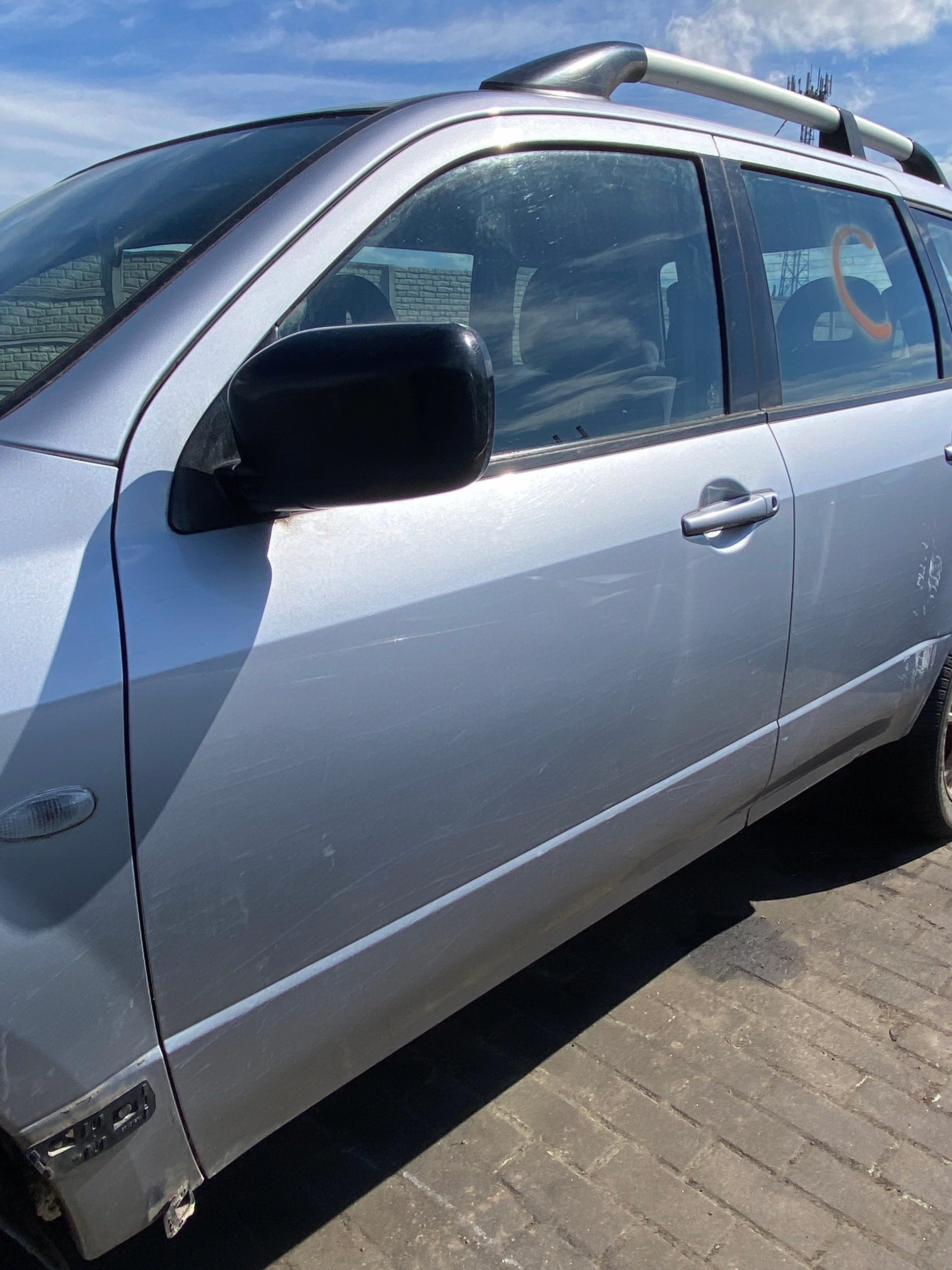 door left front front Mitsubishi Outlander 1 and 03-06 kod lakieru A31B