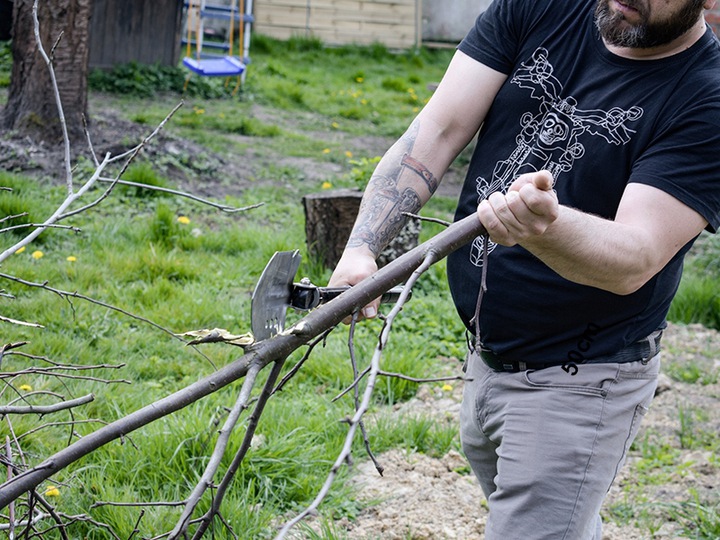 WOJSKOWA SAPERKA NA BIWAK CAMPING OBÓZ OGNISKO Długość całkowita 76 cm
