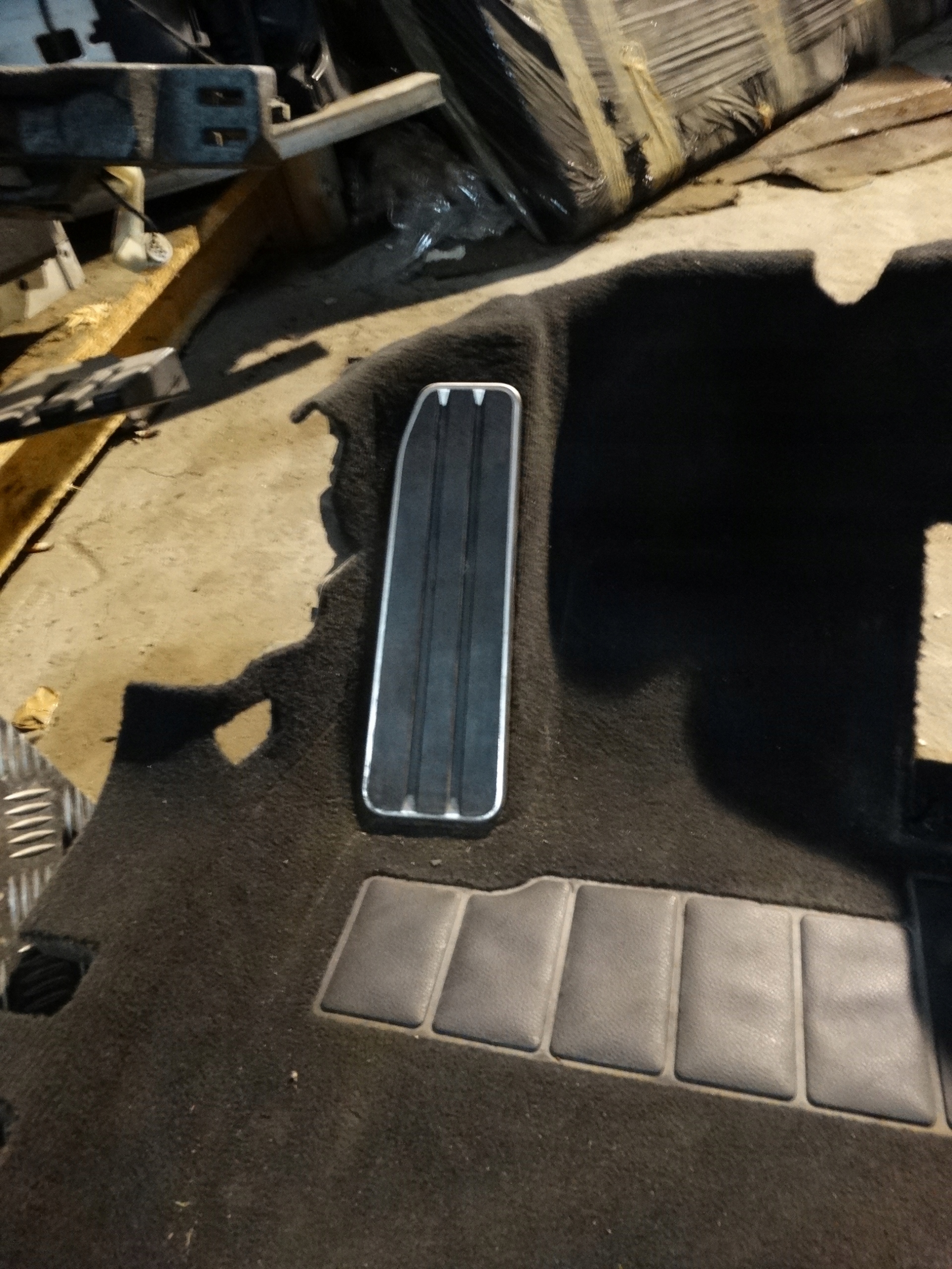 IDEALNY carpet front left PORSCHE PANAMERA 970 1