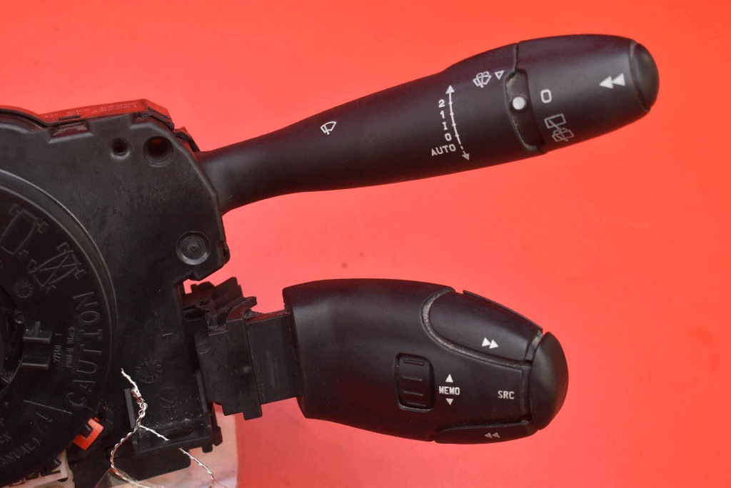 commande levier commodo sous volant PAJAK 96659949XT CITROEN BERLINGO 2 II 08-12