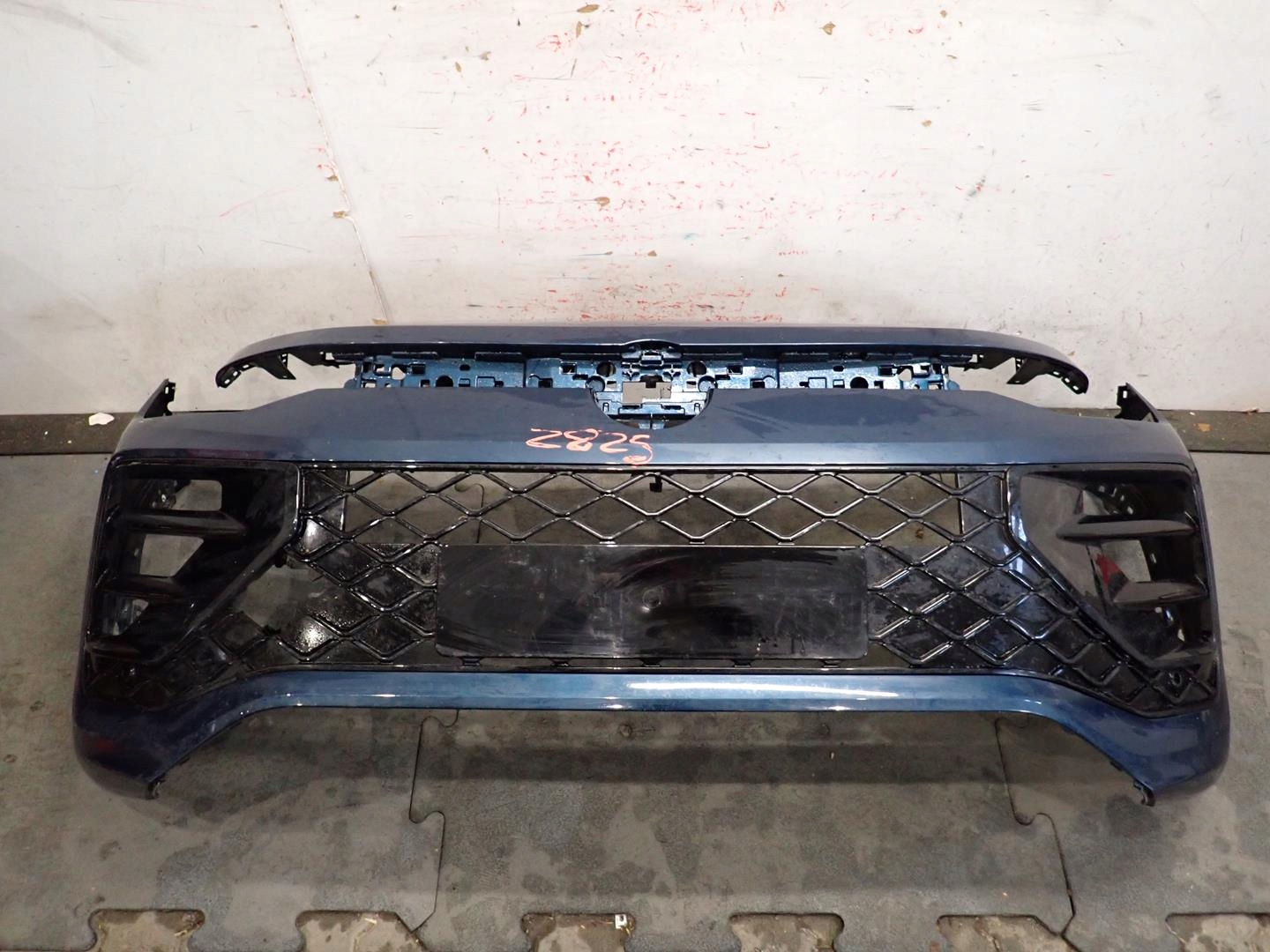 bumper front front VW TAYRON 2024- R-LINE 57L853677B
