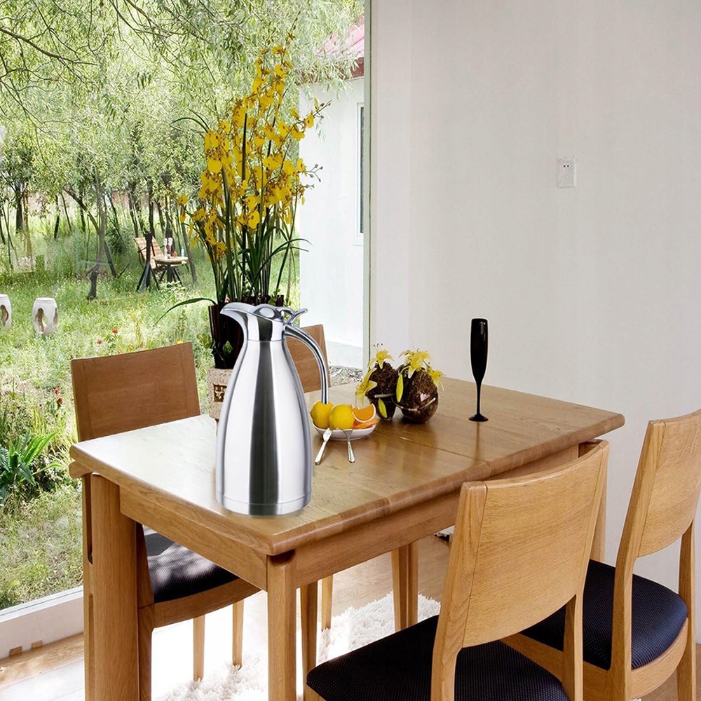 2L ANTYPOŚLIZGOWE I SZCZELNE TERMOS STOŁOWY DO ZIMNYCH I GORĄCYCH NAPOJÓW Rodzaj kubek termiczny