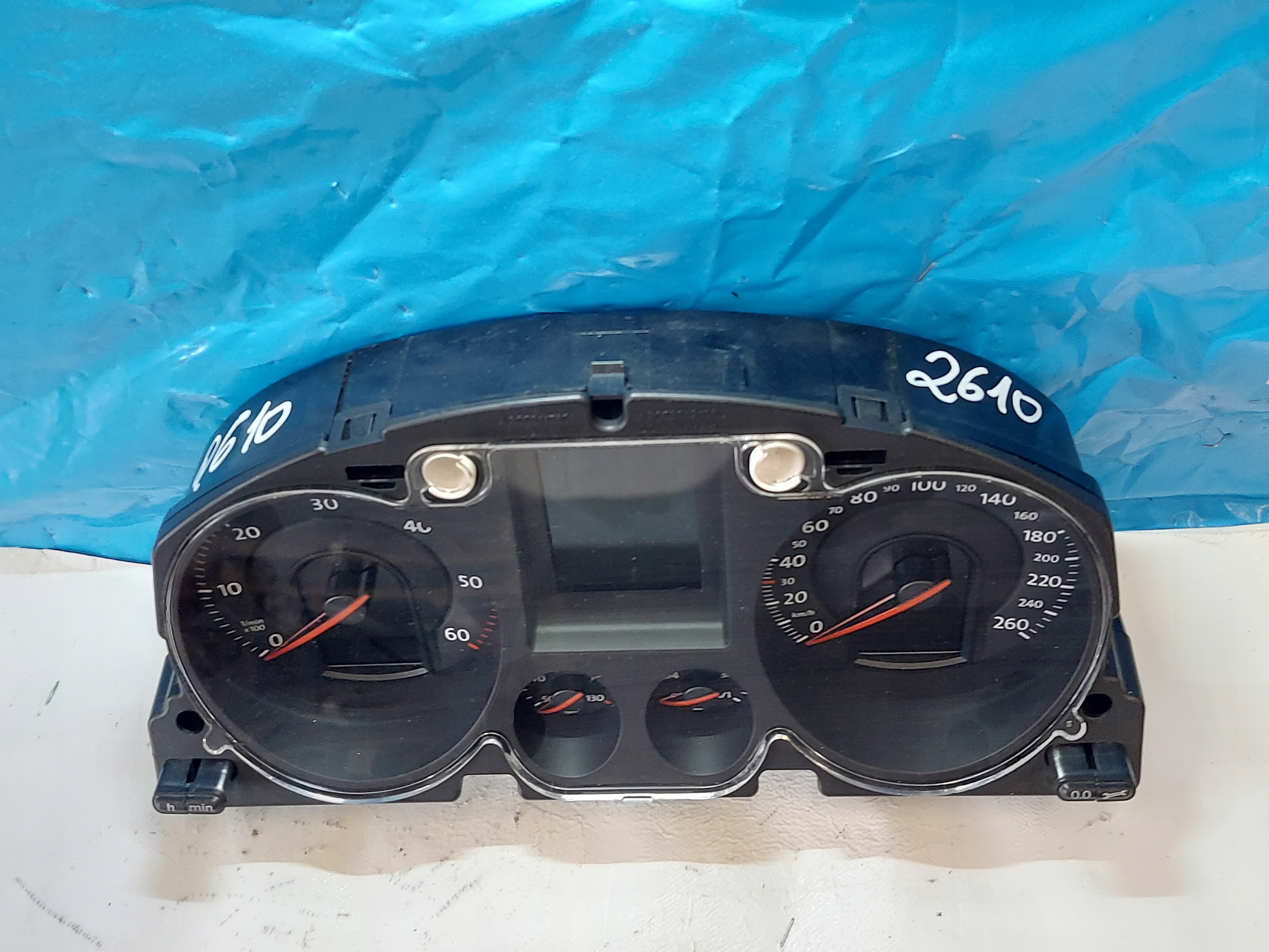 dials clock PASSAT B6 2.0 TDI 3C0920871