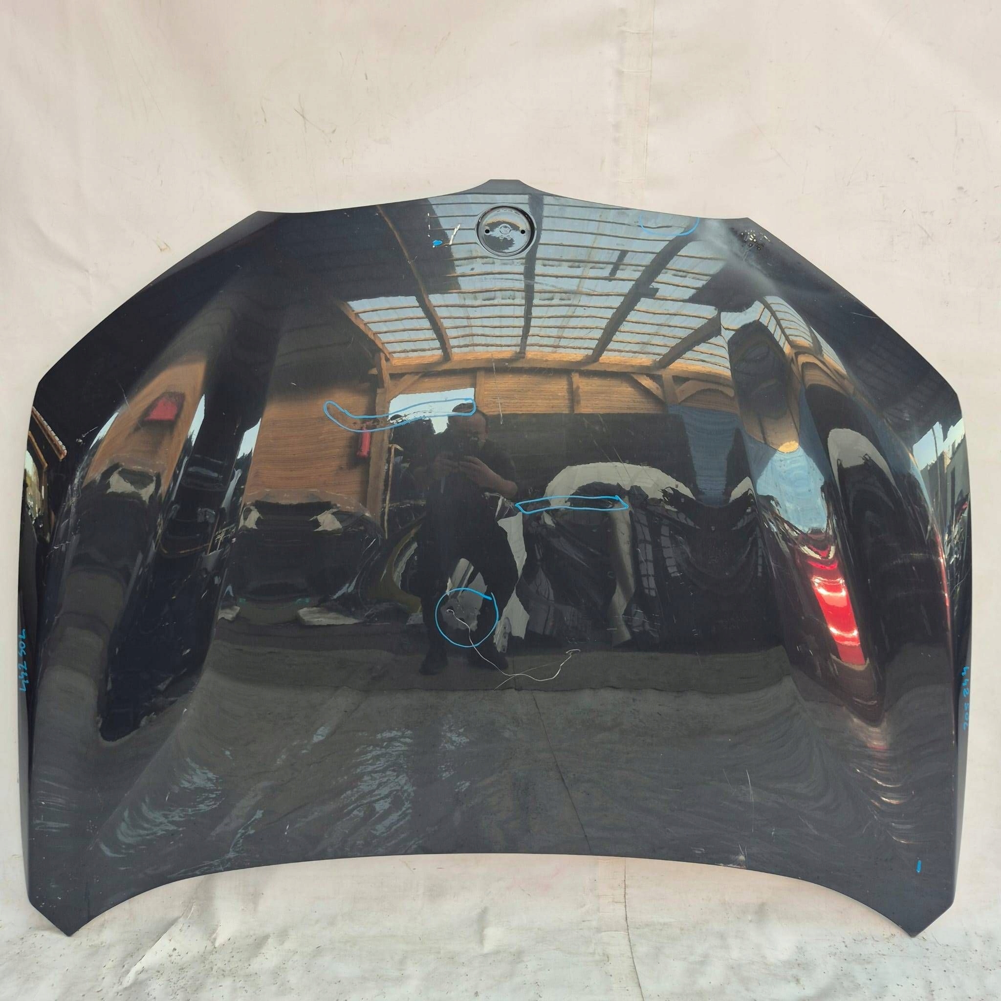 BMW X1 F48 15- Capot