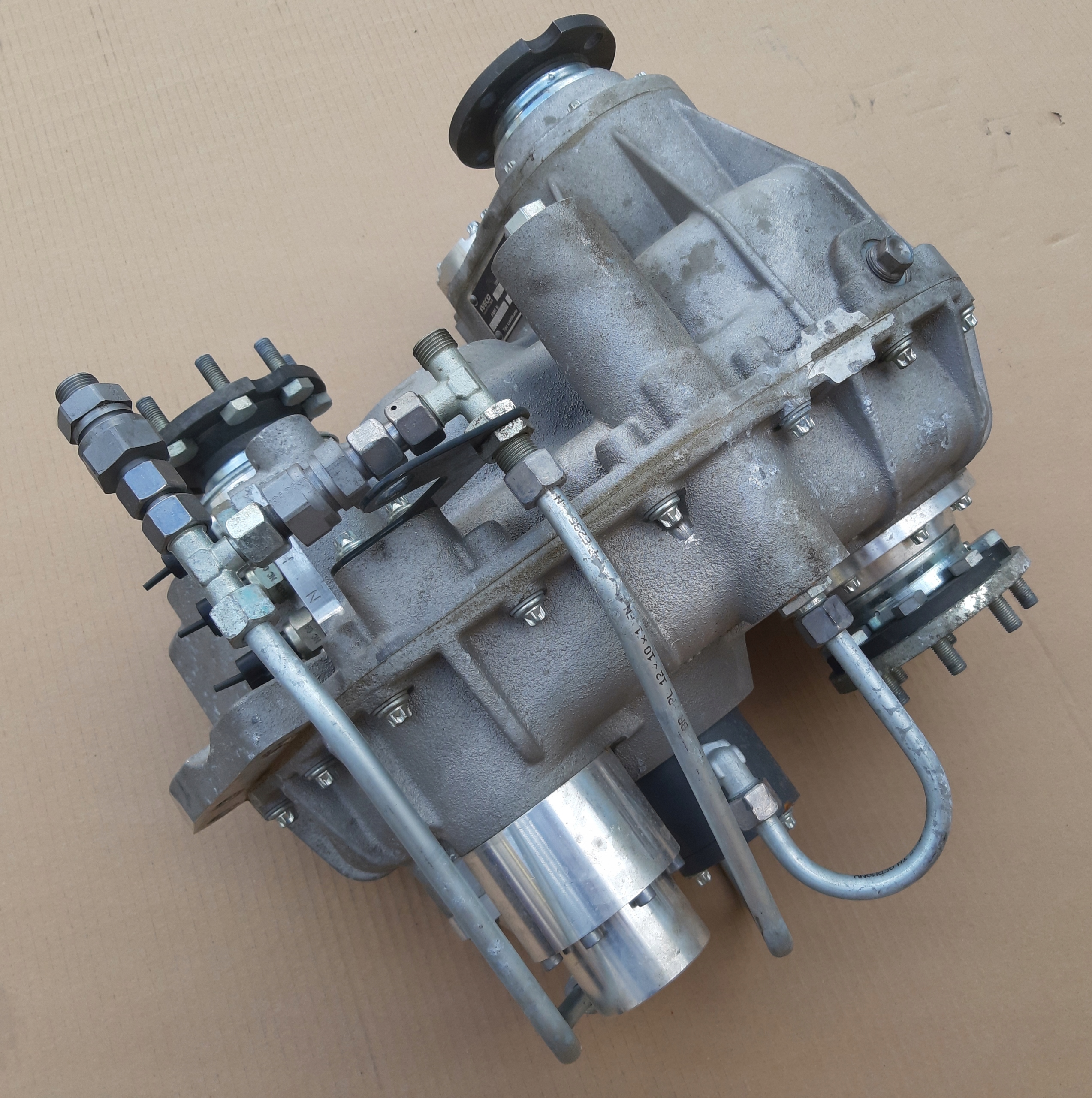 IVECO DAILY 4X4 REDUKTOR PRZEKŁADNIA SKRZYNIA TC400 5802907446 Rodzaj skrzyni Brak informacji