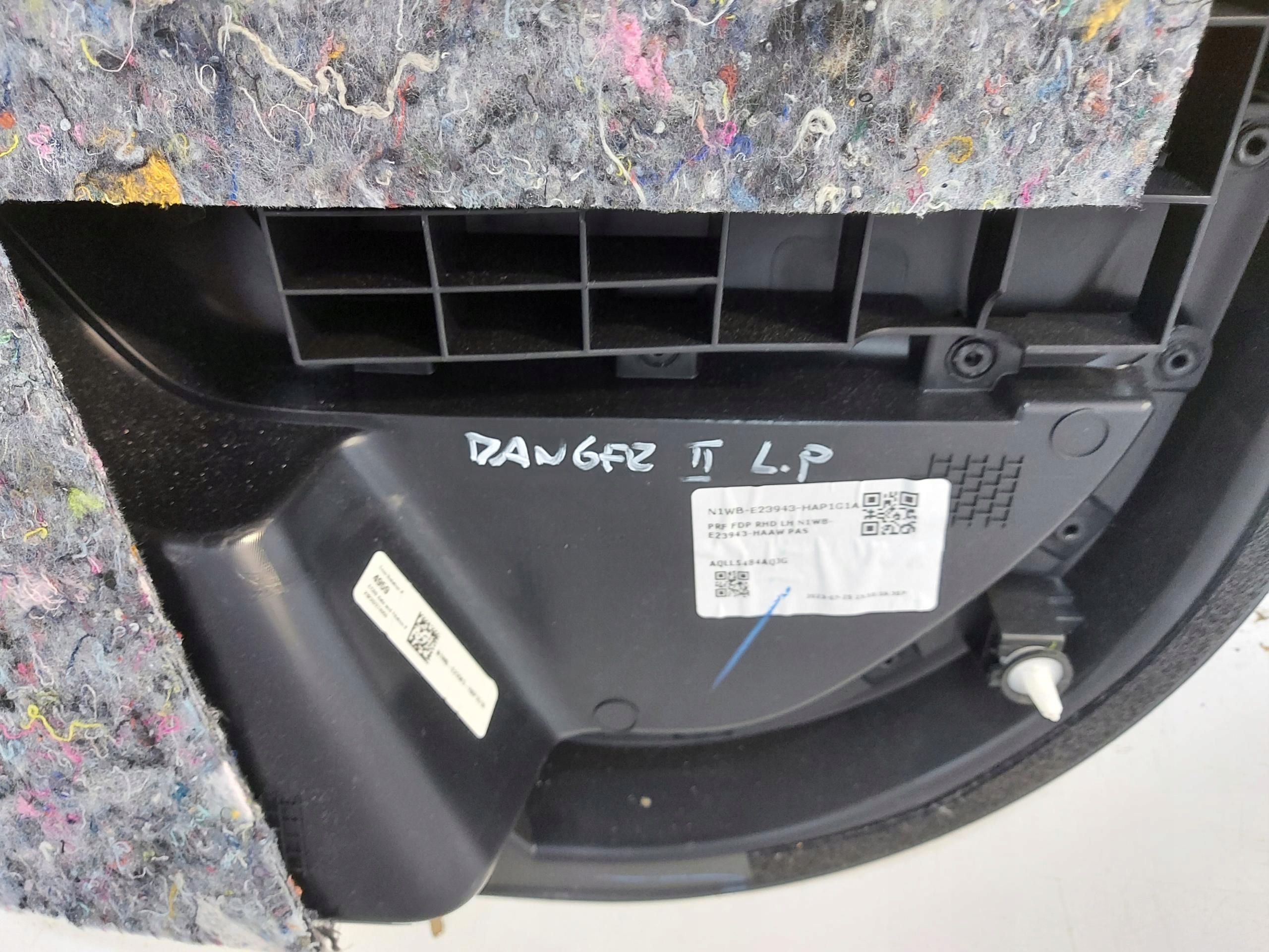 Ford Ranger VI 6 2023r. 2.0 TDCI side door left upholstery left front