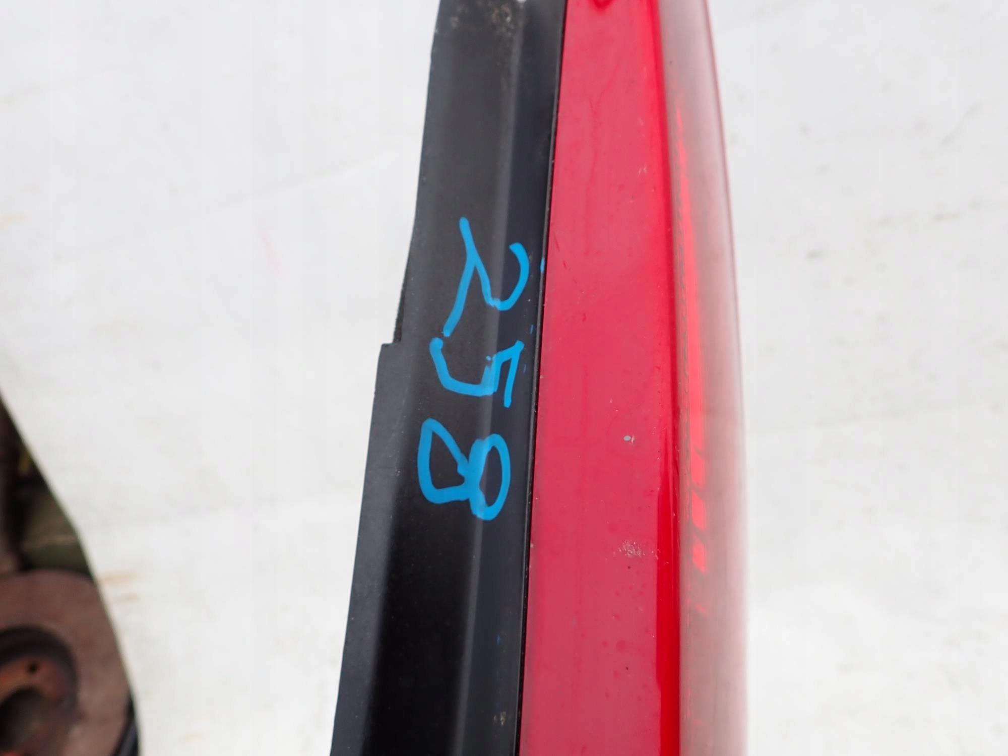VOLVO C30 06-12 light rear part rear right