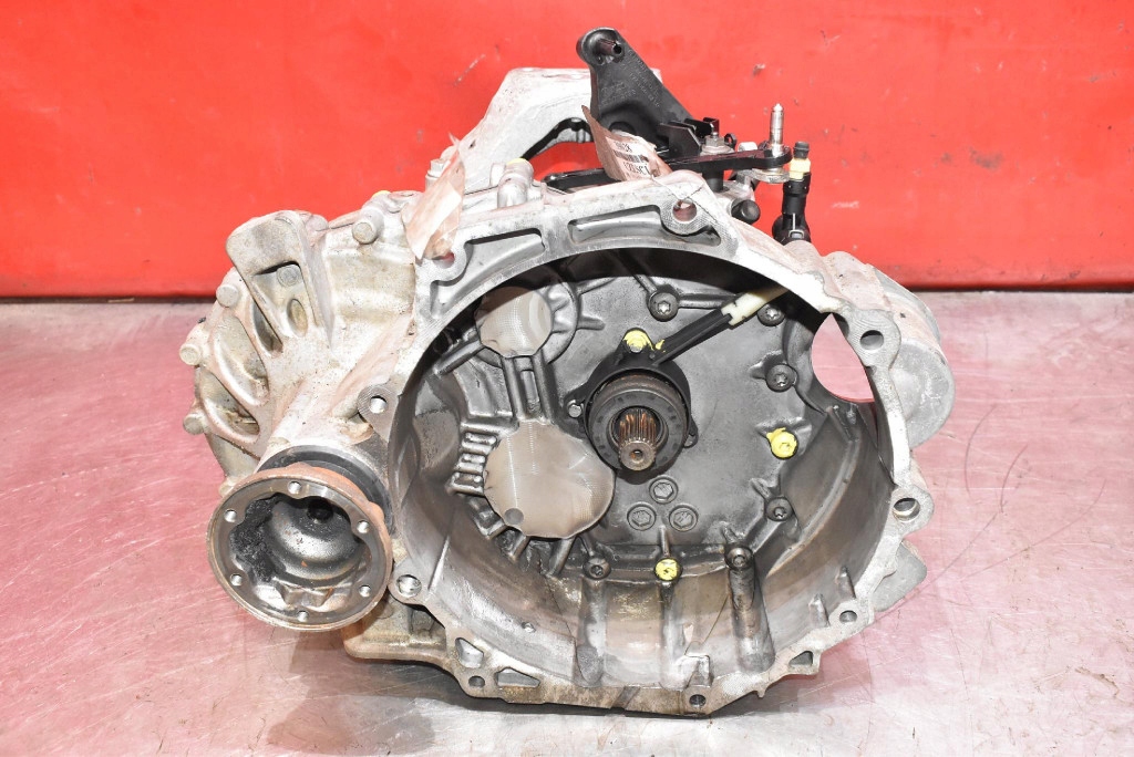 Getriebe USE SKODA OCTAVIA 4 IV 1.5 TSI 150 KM 19-24