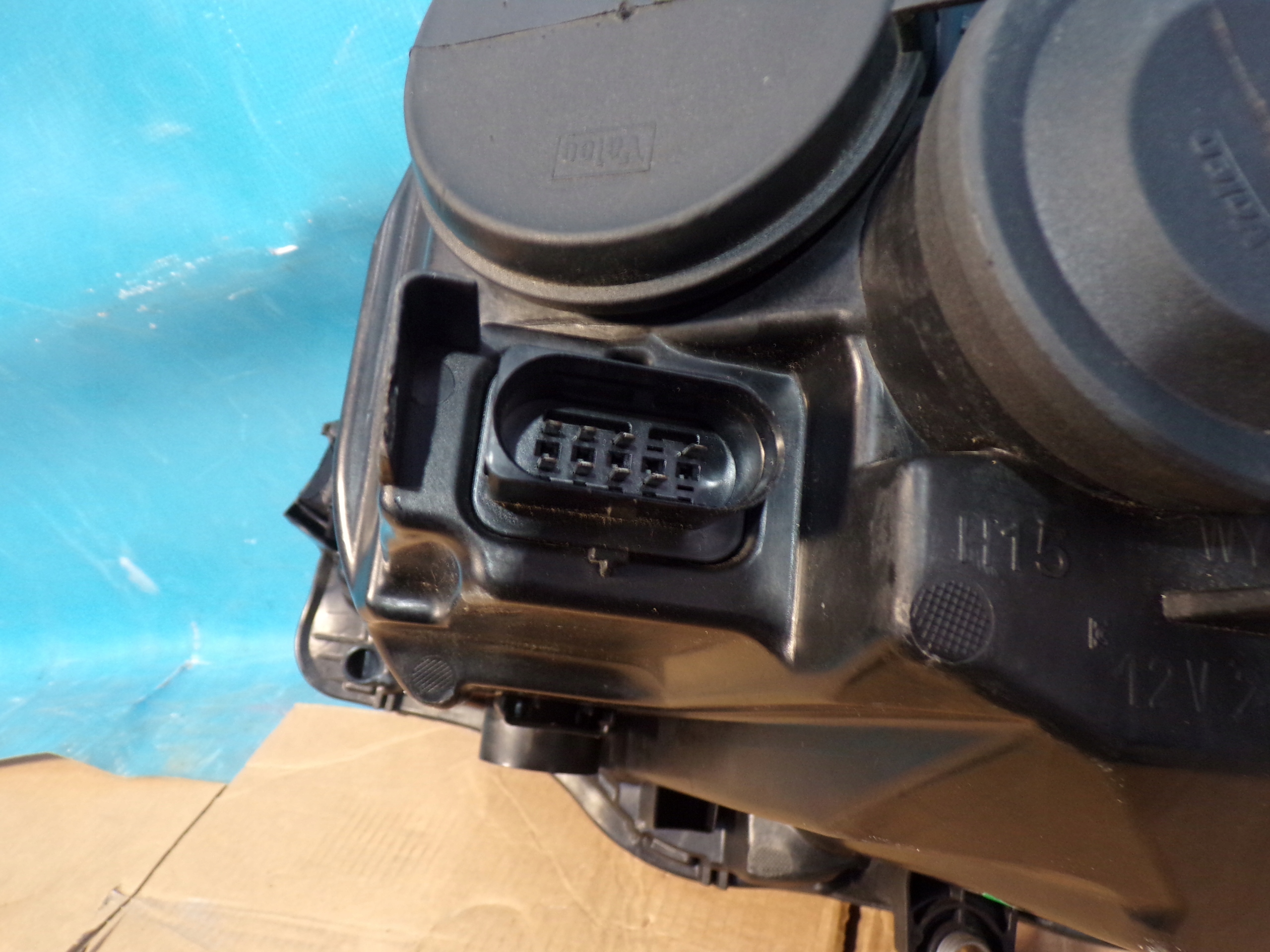 VW T6.1 LIFT TRANSPORTER reflektor right light right front