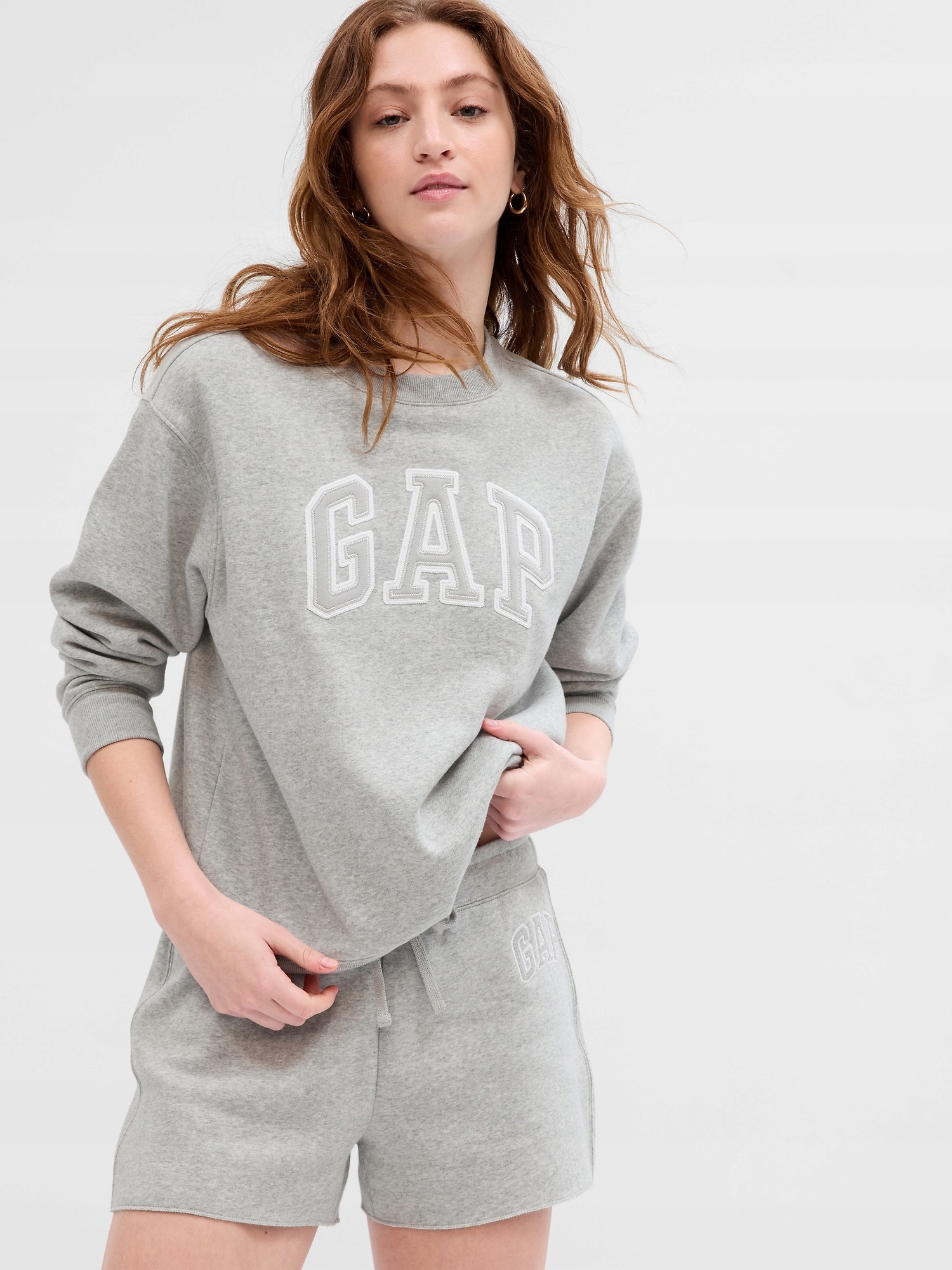 Gap Mikina s logem Gap