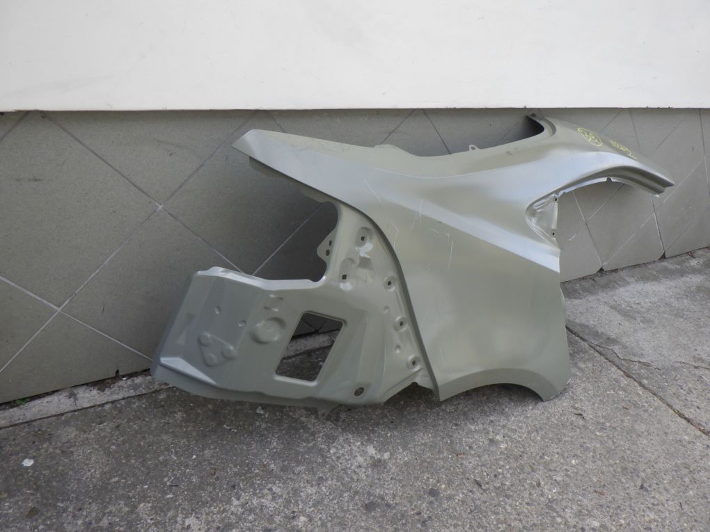 TOYOTA COROLLA E21 Berline 18- Aile Arrière Droite