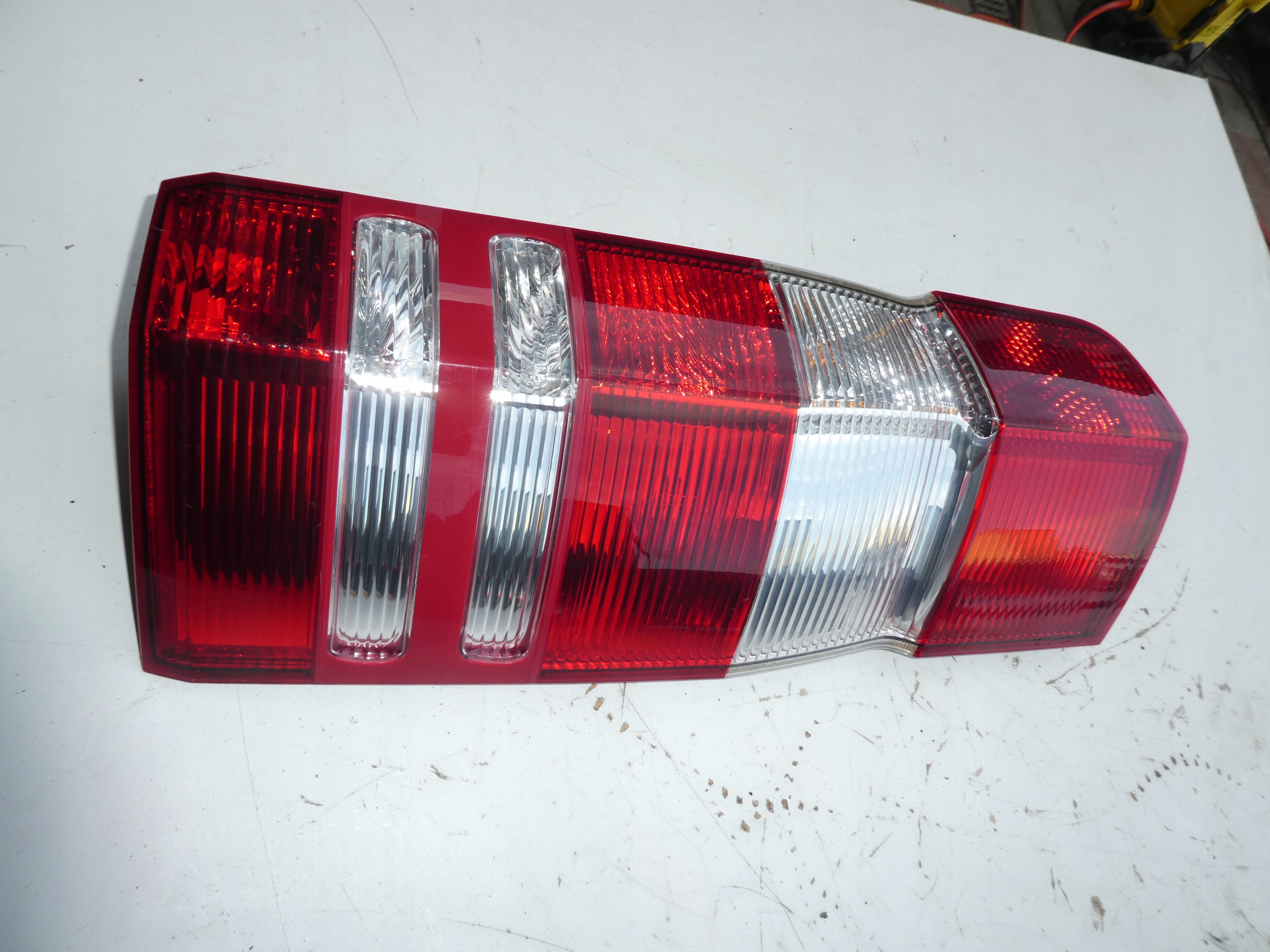 light right rear part MERCEDES SPRINTER A9068200264