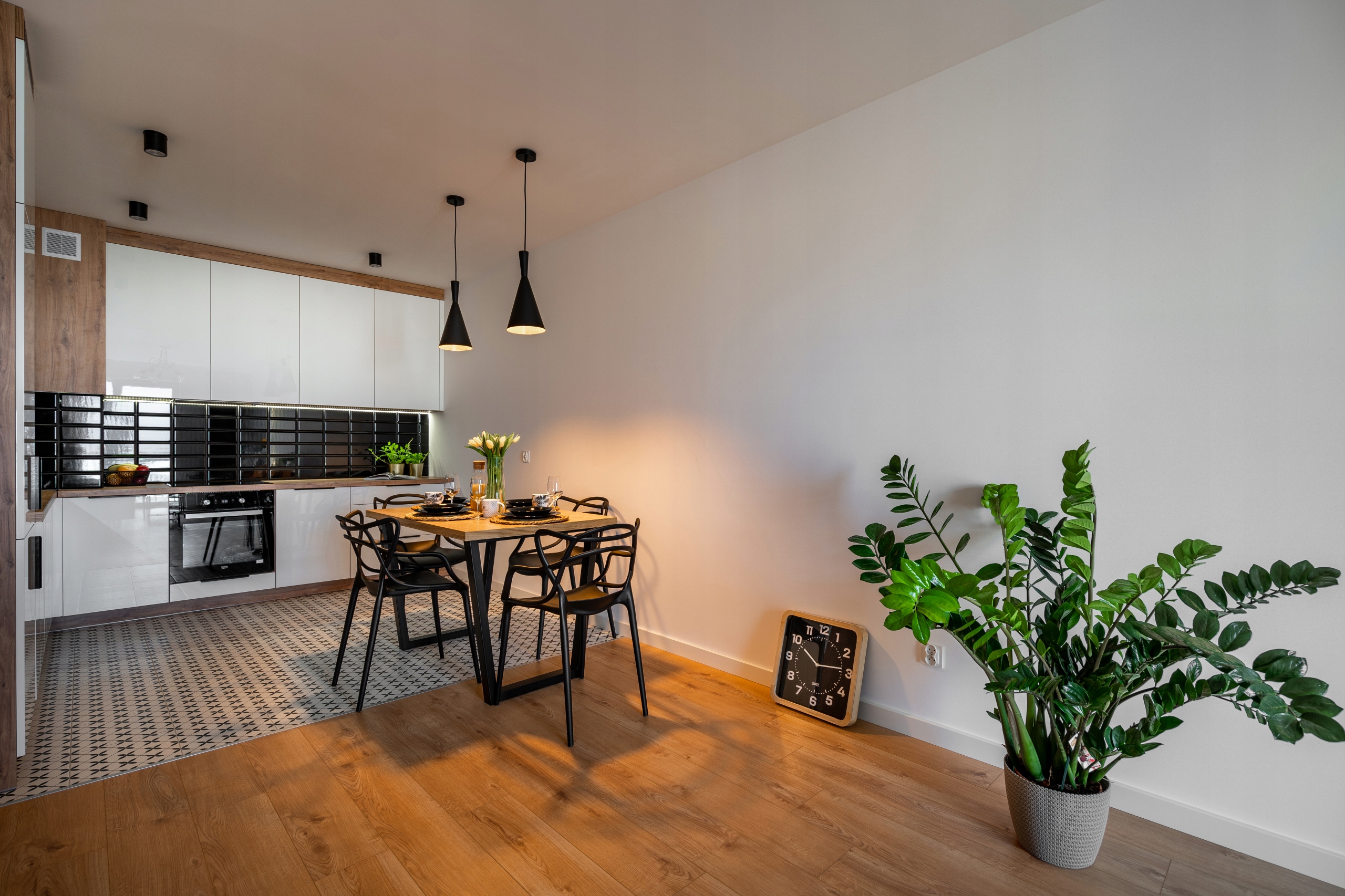 STÓŁ KUCHENNY DO JADALNI LOFT INDUSTRIALNY 140x80 Materiał płyta laminowana