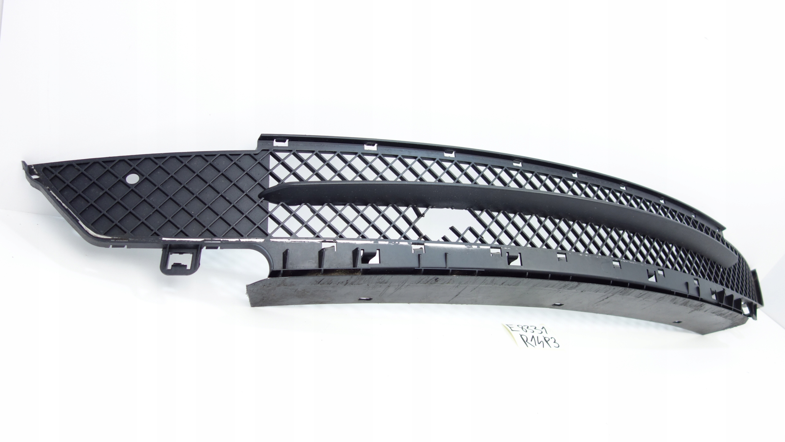BMW Z4 E85 2002- grid grille bumper front 7158831