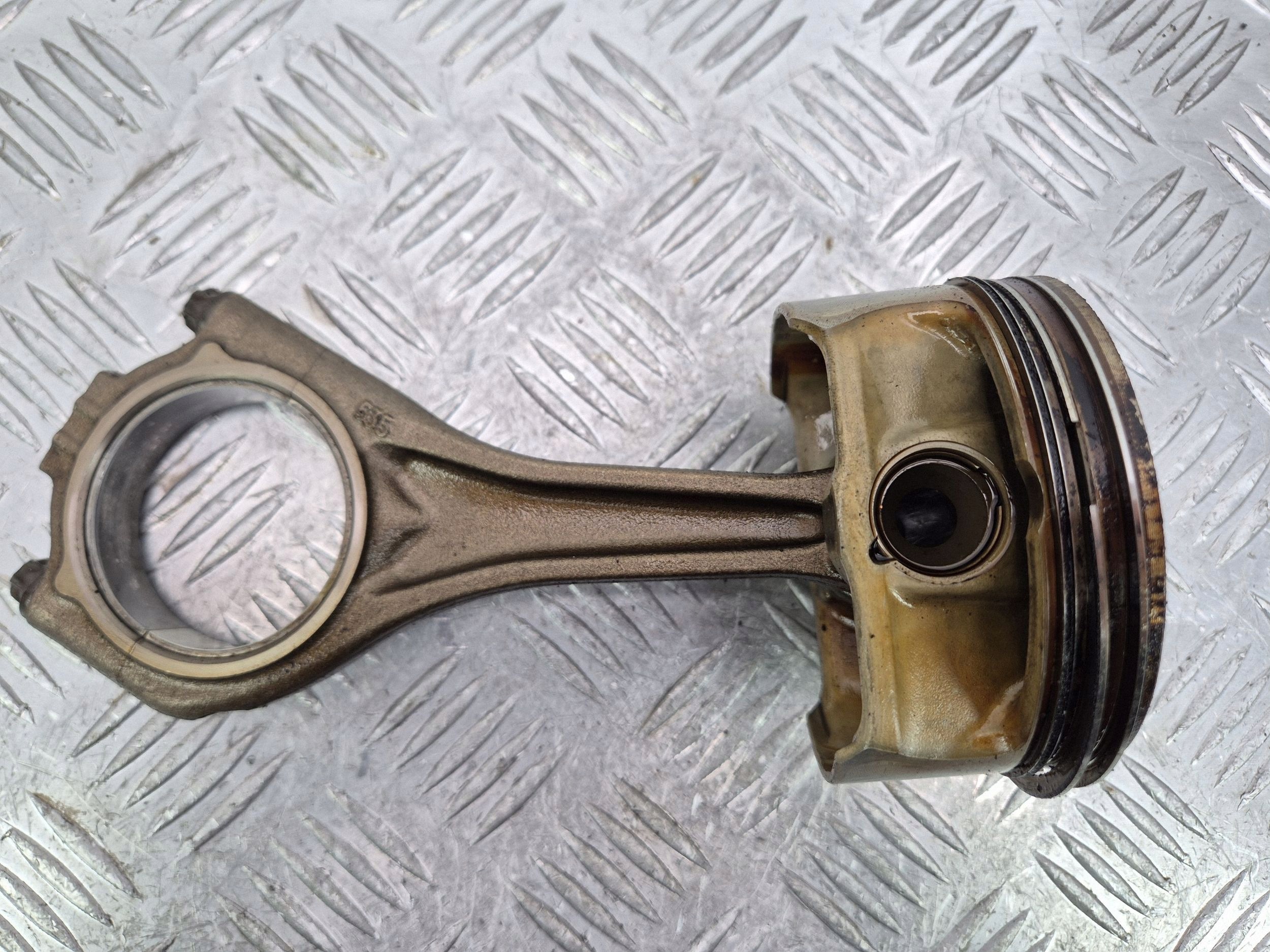 Piston avec bielle BMW N62B48B 7 E65 E66 750i 7544525