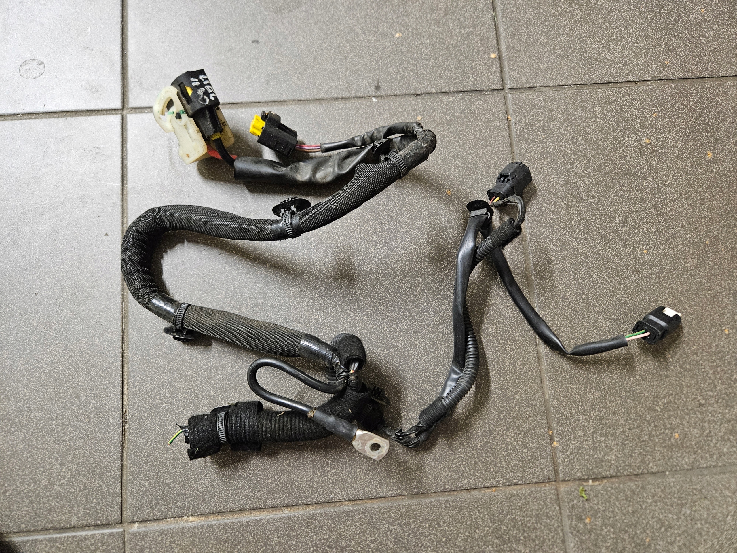 cablaggio POMPY SERVOSTERZO POMPKI LAVAFARI CITROEN C4 B7 II 2010