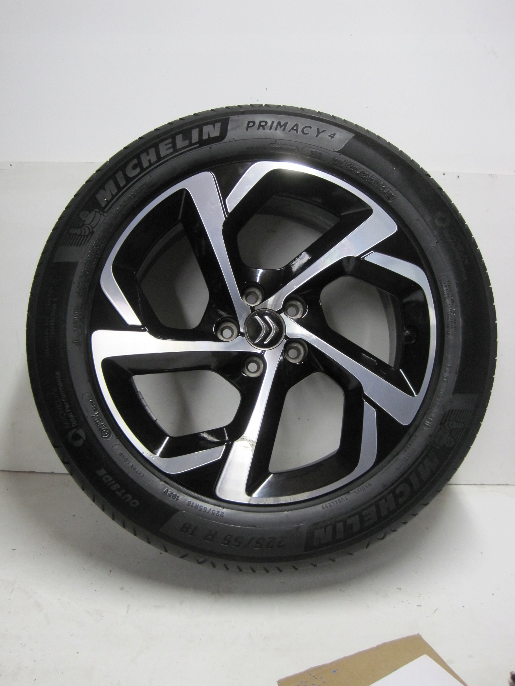 wheels discs tyres CITROEN C5 AIRCROSS 4mm R18