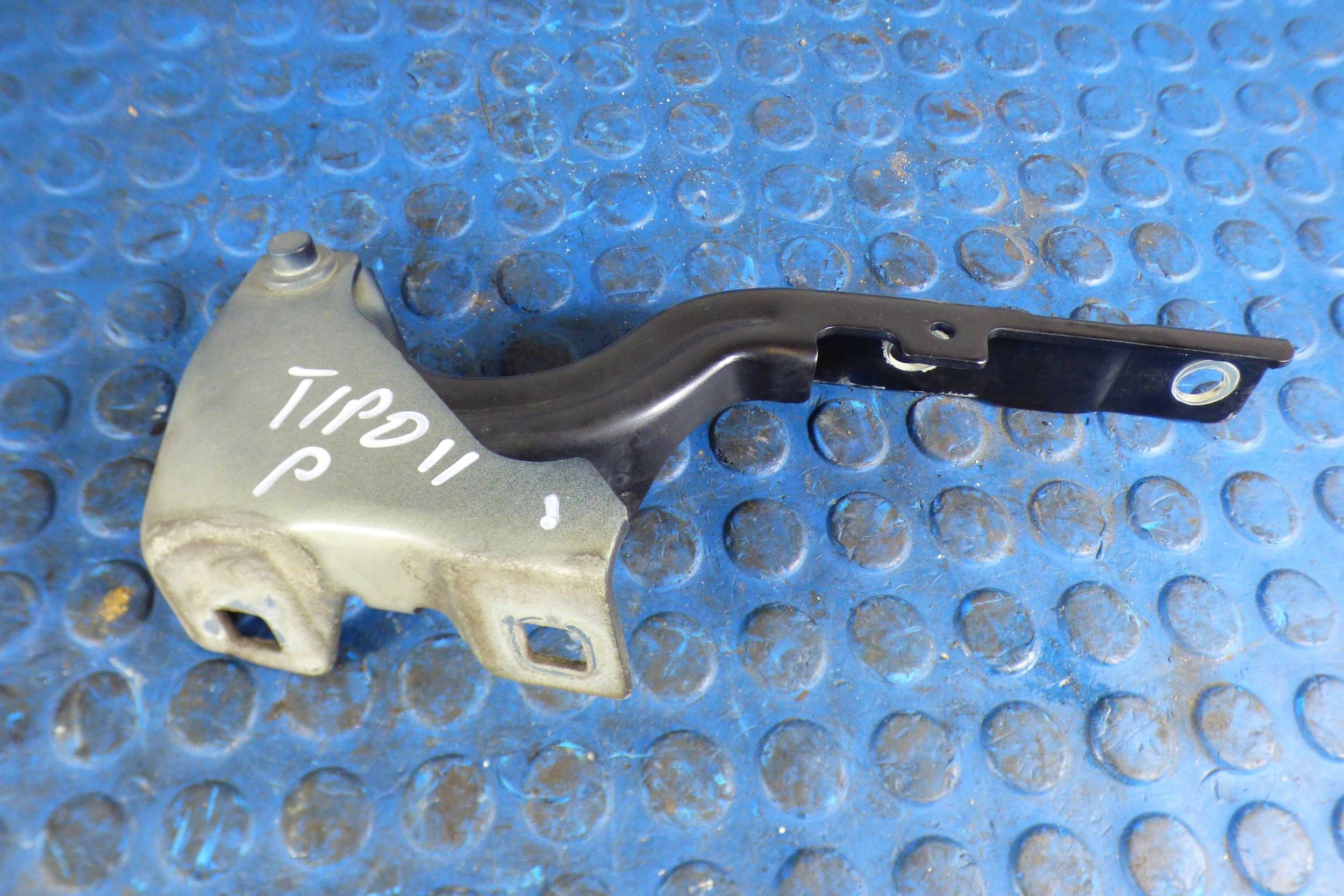 Fiat Tipo II hinge bonnets right front lakier 718/A 718 st.BDB original