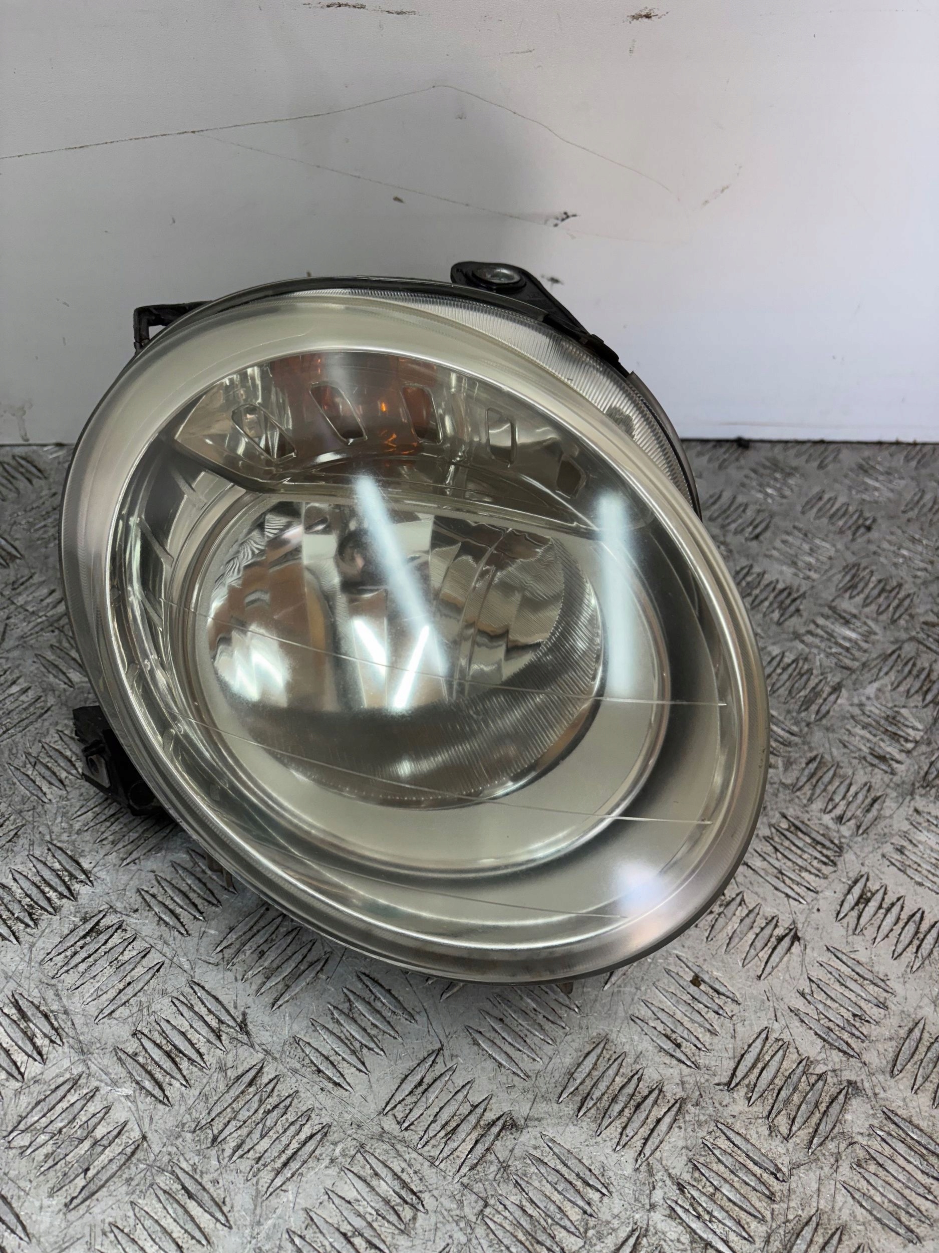 REFLEKTOR light right FIAT 500 07