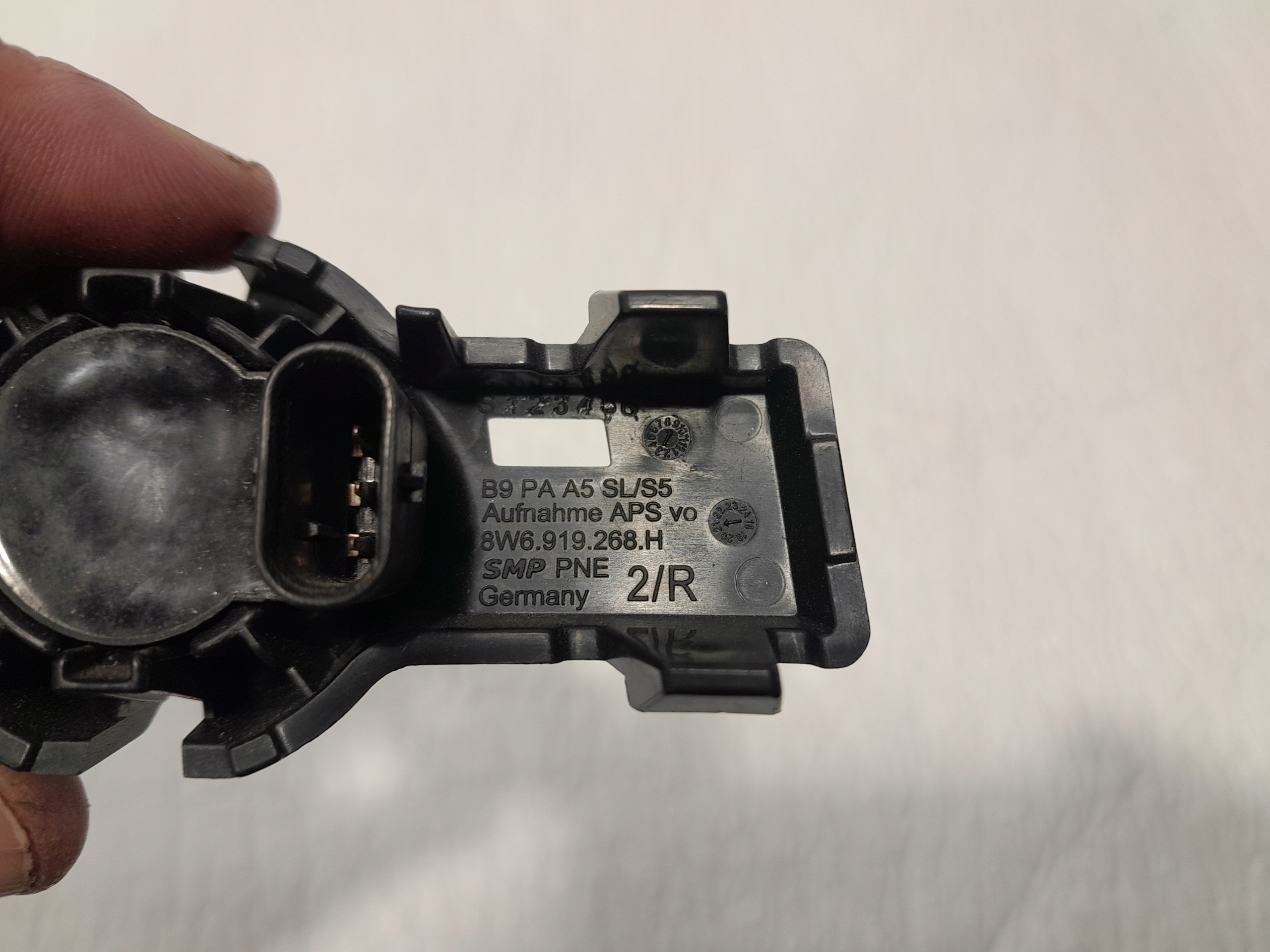 AUDI A5 F5 8W Halter KOSZYK Sensor PDC 8W6919268H 5Q0919275C