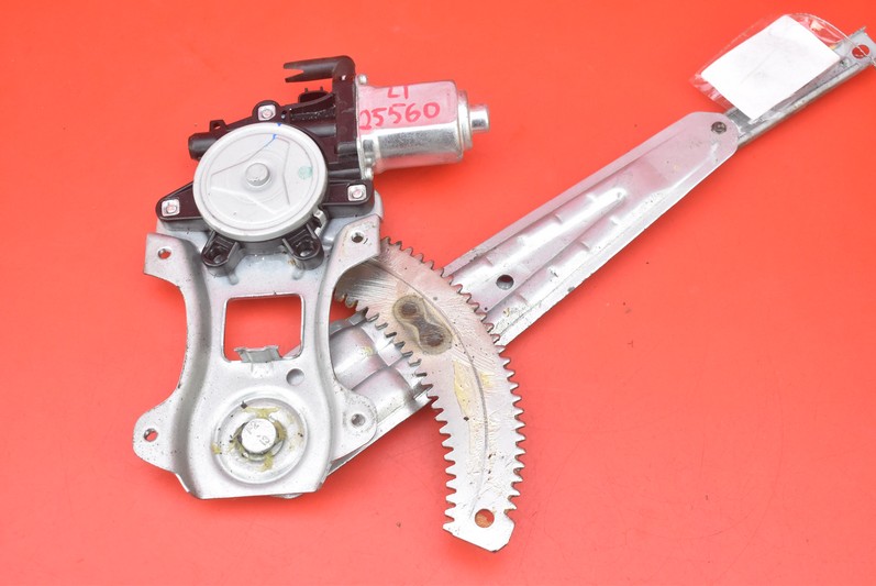 PODNOSNIK СТЕКЛО ЛЕВЫЙ ЗАД. NISSAN TIIDA И СЕДАН7r