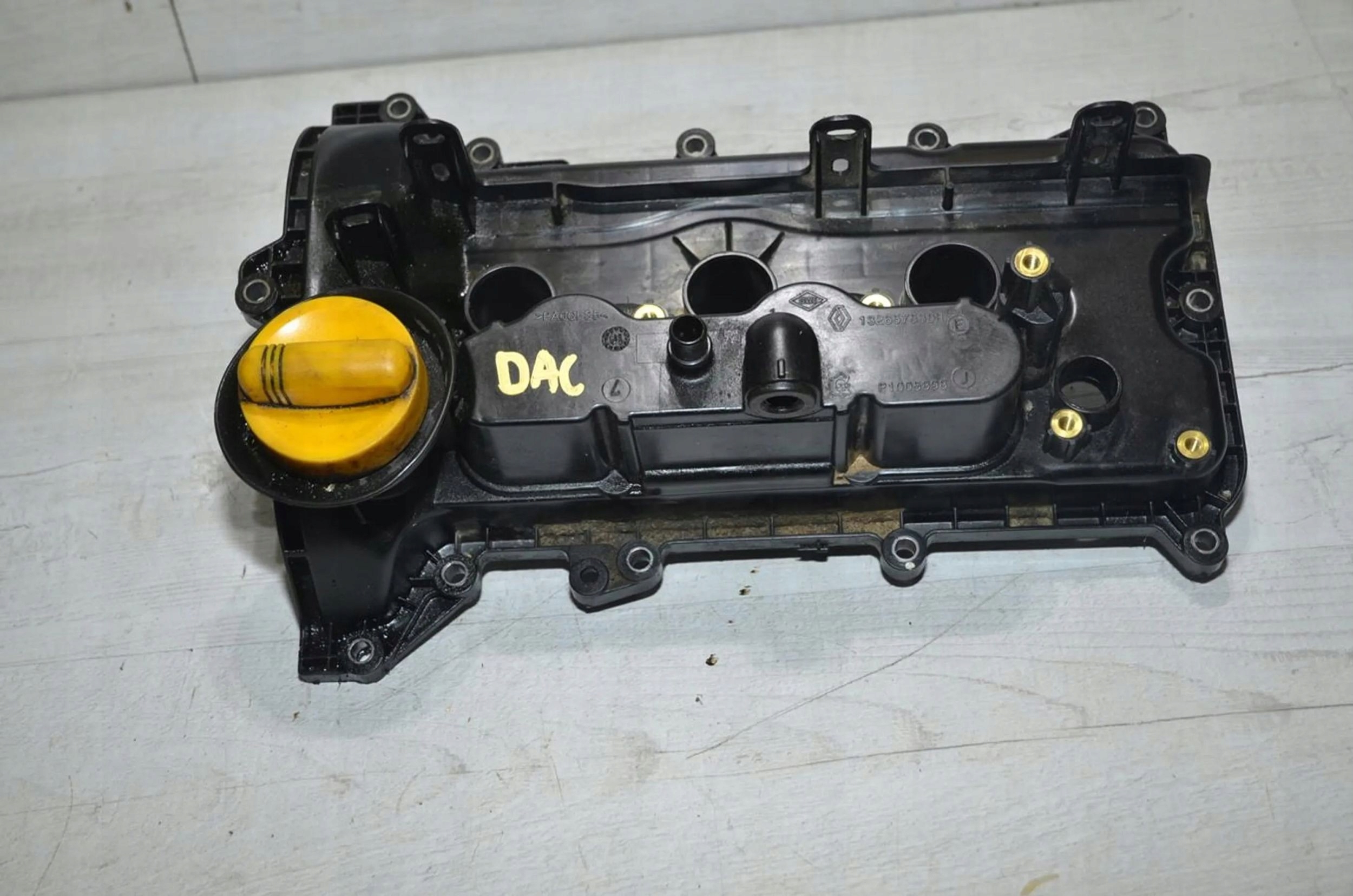 Abdeckung der Ventile 1.0 TCE Dacia Duster II 20r