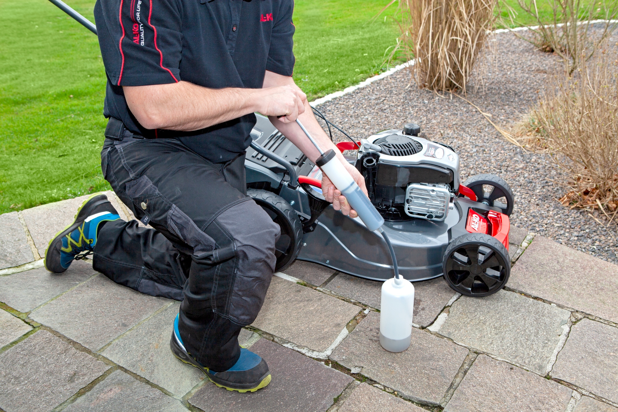 ZESTAW SERWISOWY DO ŚCIĄGANIA ODSYSANIA OLEJU PALIWA AL-KO POMPKA LEJEK EAN (GTIN) 4003718005172