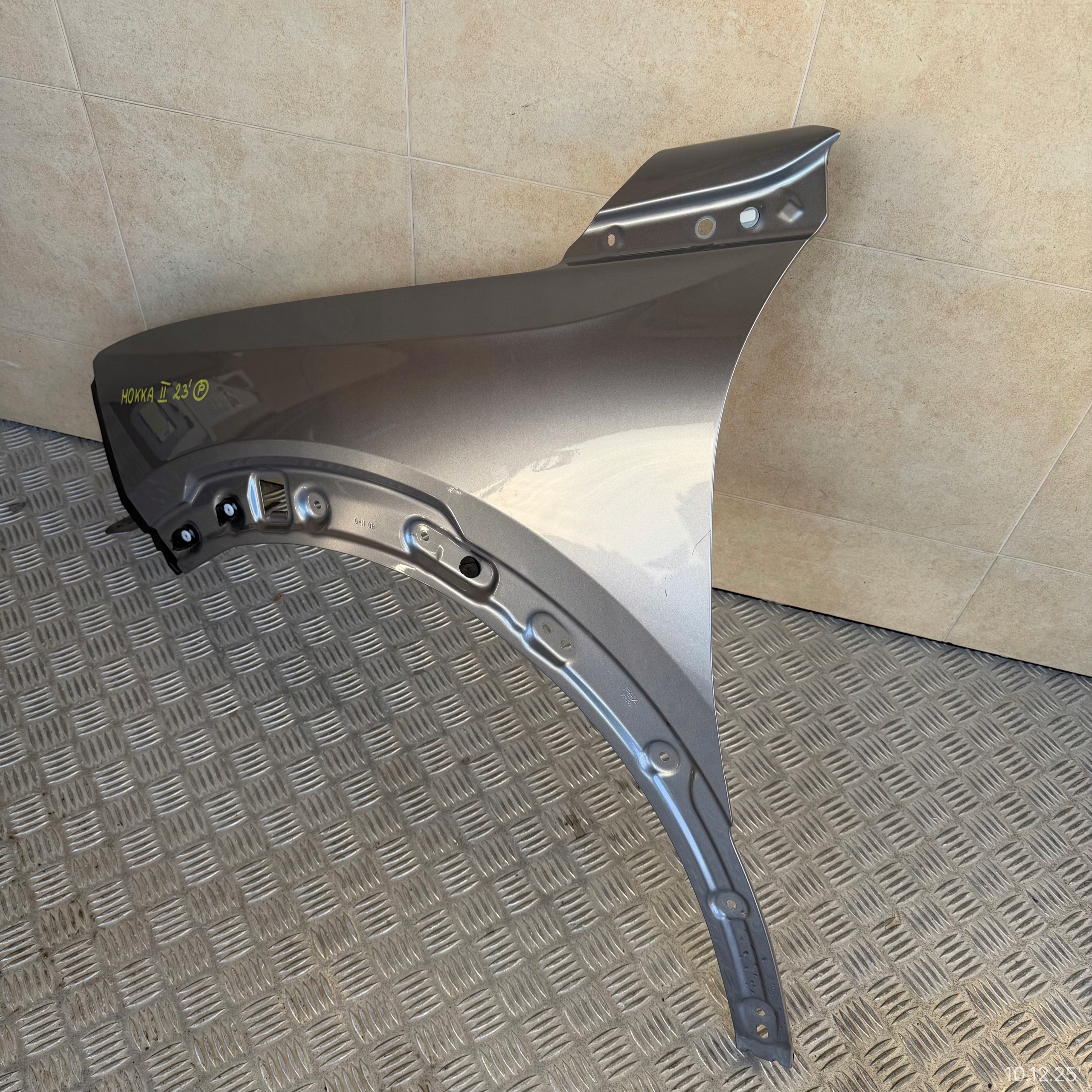 fender front left OPEL MOKKA B II 2023 ROK