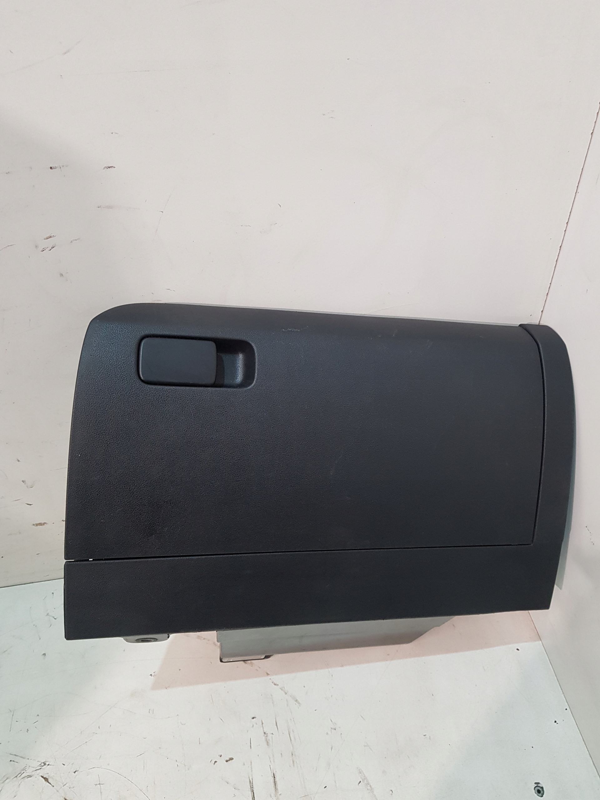 6R1857097R - ЯЩИК ДЛЯ ХРАНЕНИЯ ПАССАЖИРА VW POLO V 3D 1.6 TDI 6R1857097