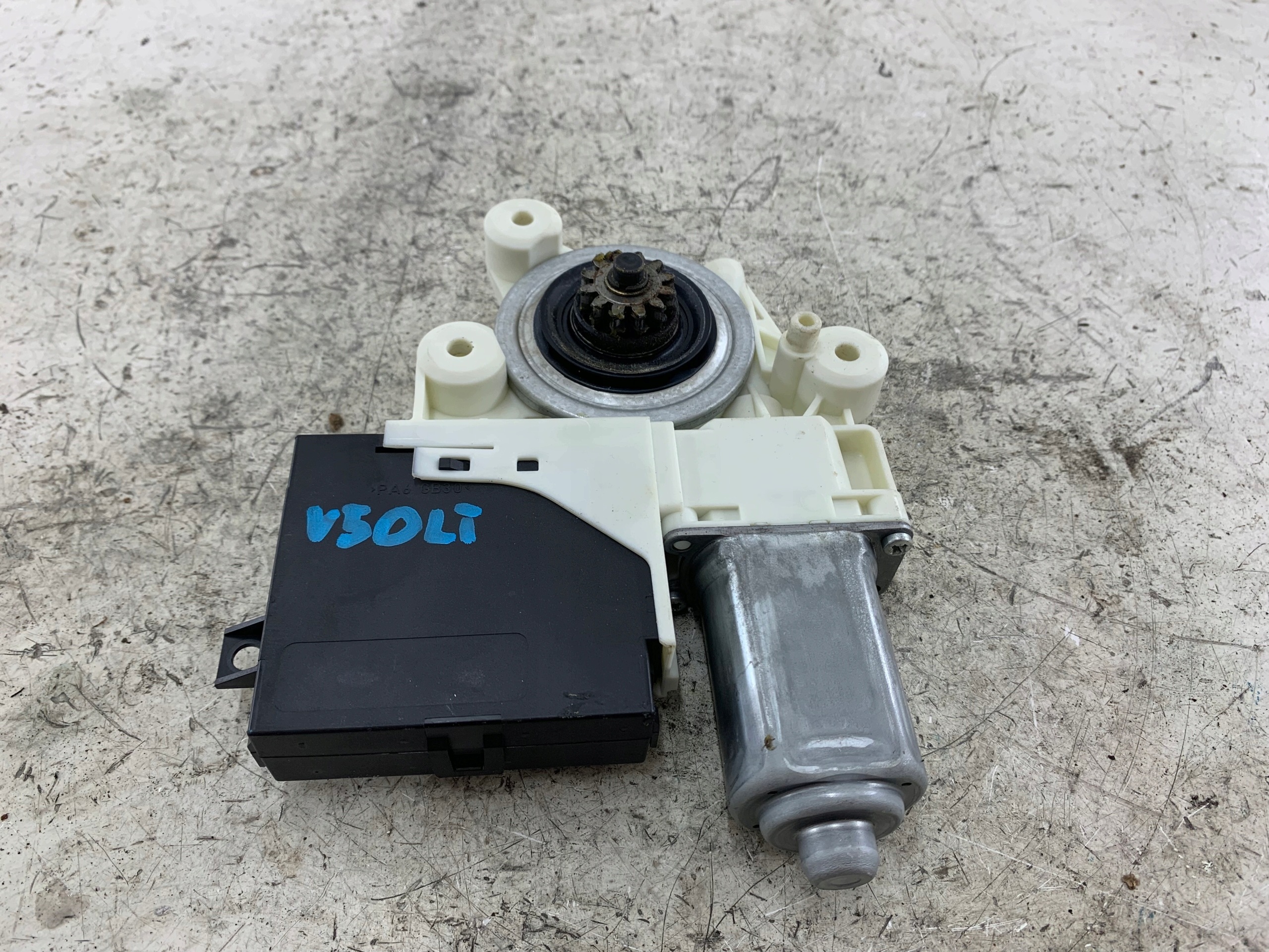 VOLVO V50 and mini motor windows left rear part 30739182