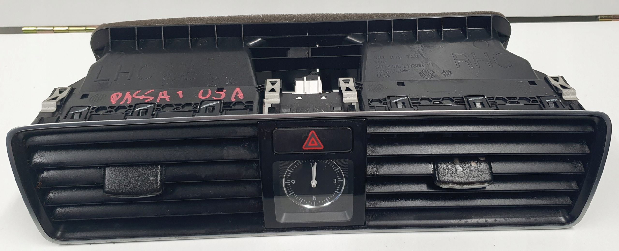 VW Passat B7 USA 11-16 2.5B grid air conditioning devices wylot central clock