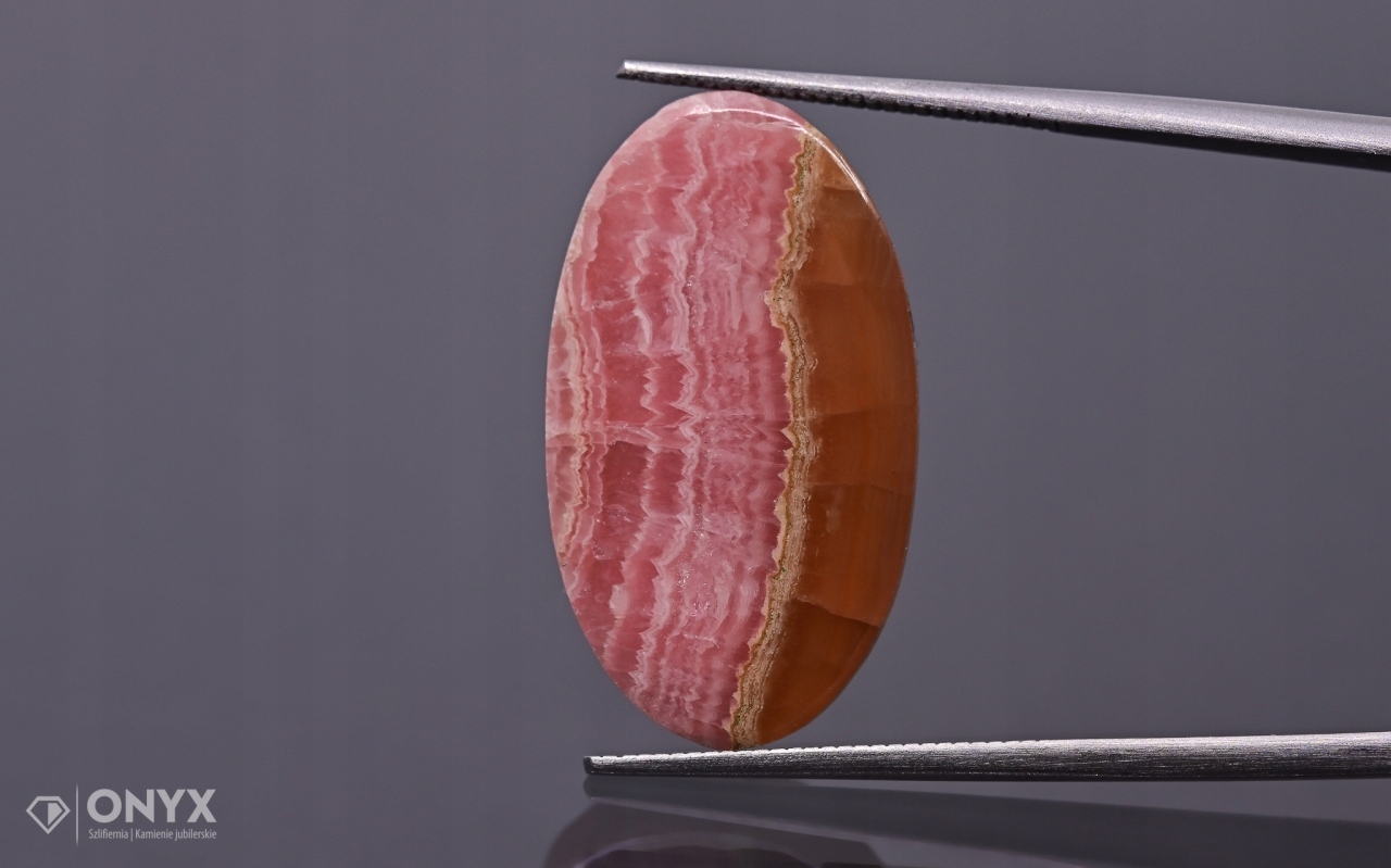 Rodochrozit nízký kabošon ovál 24x13,5 mm