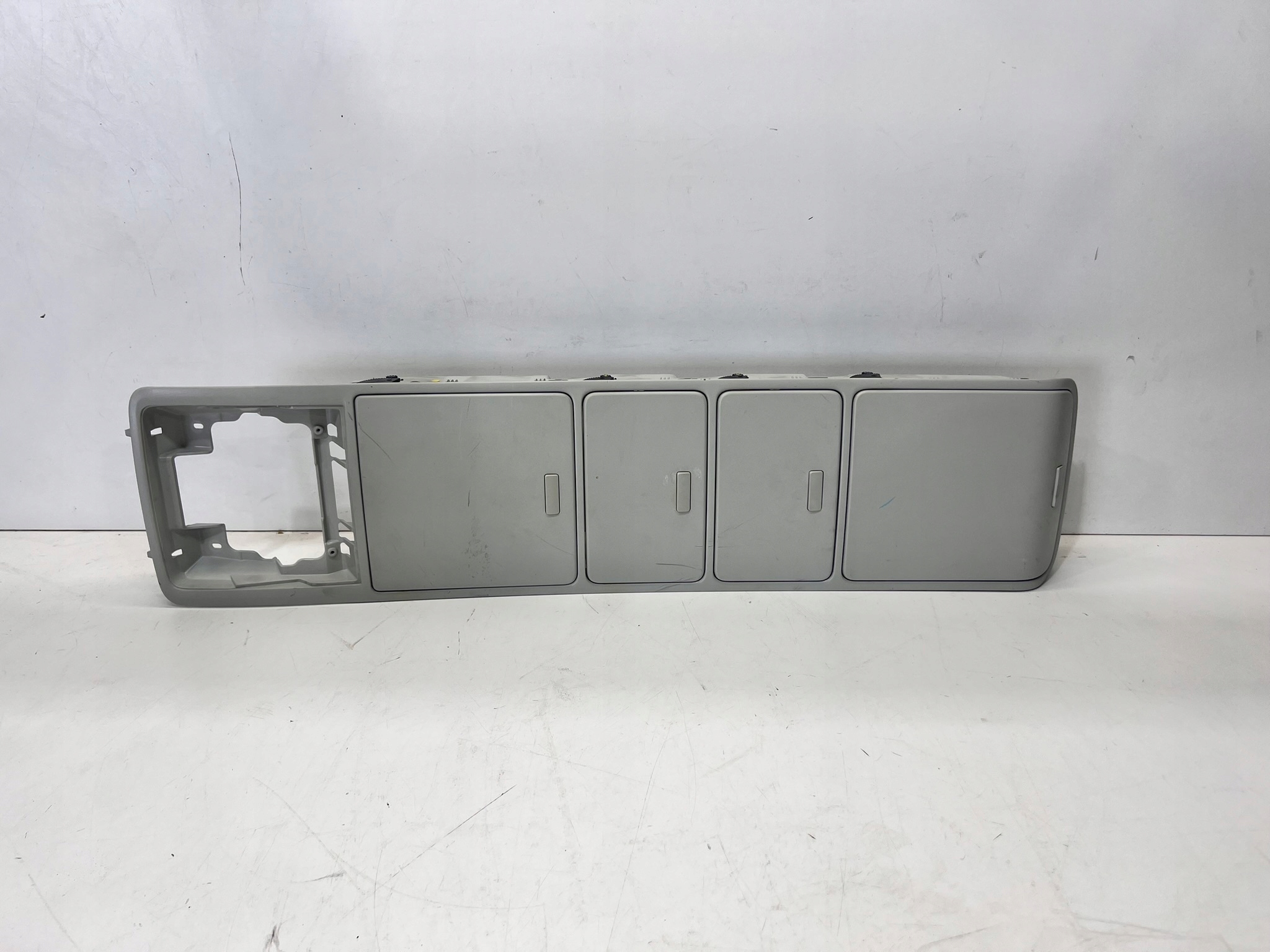 SCHOWKI CIELO INTERNO VW TIGUAN 5M0868403D