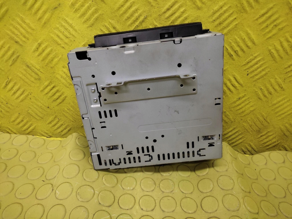 VOLVO S40 II changer PLYT 30732586-1