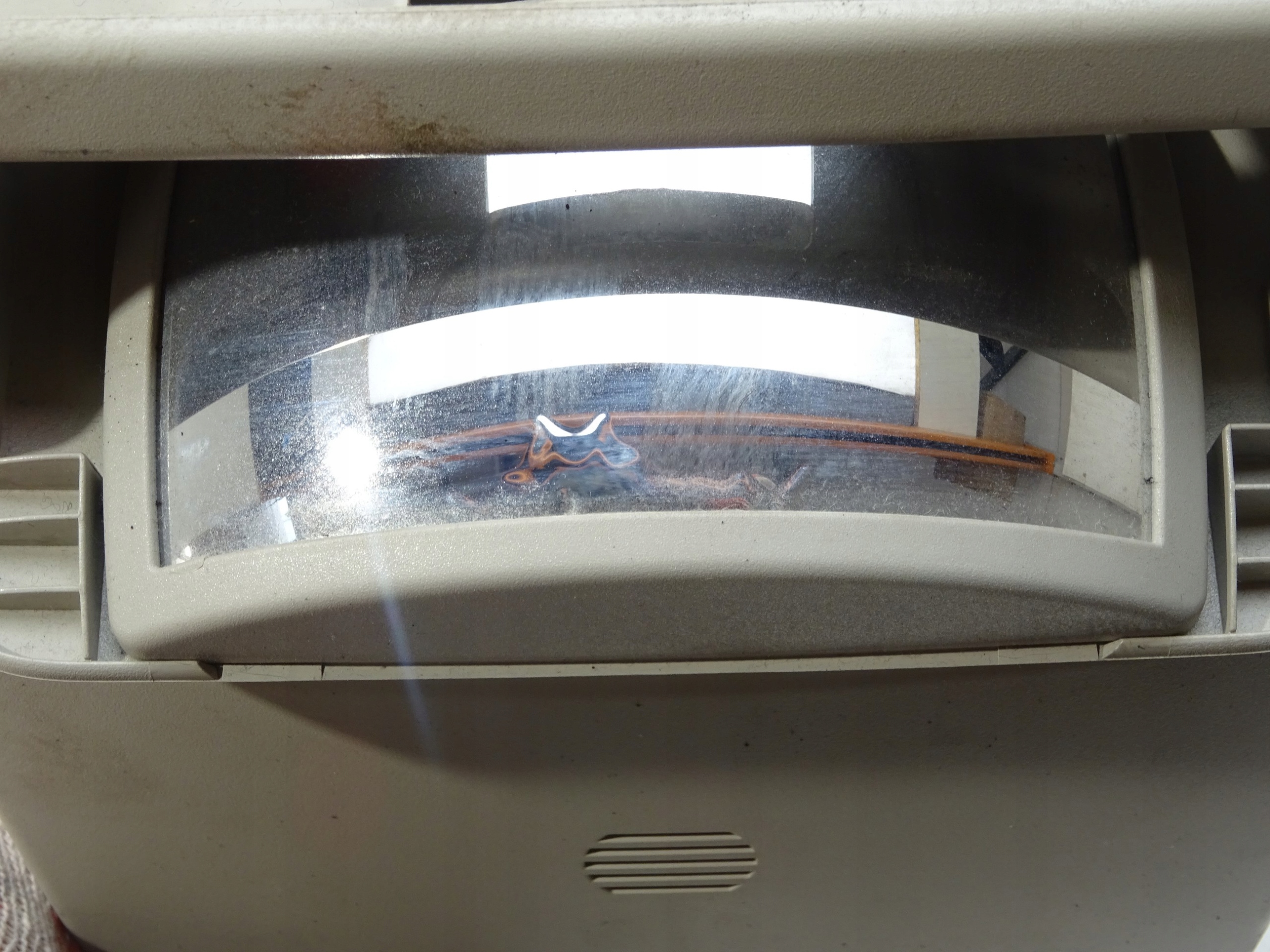 LAMPKA SUFITOWA FORD GALAXY II 06 15 Part manufacturer OEM