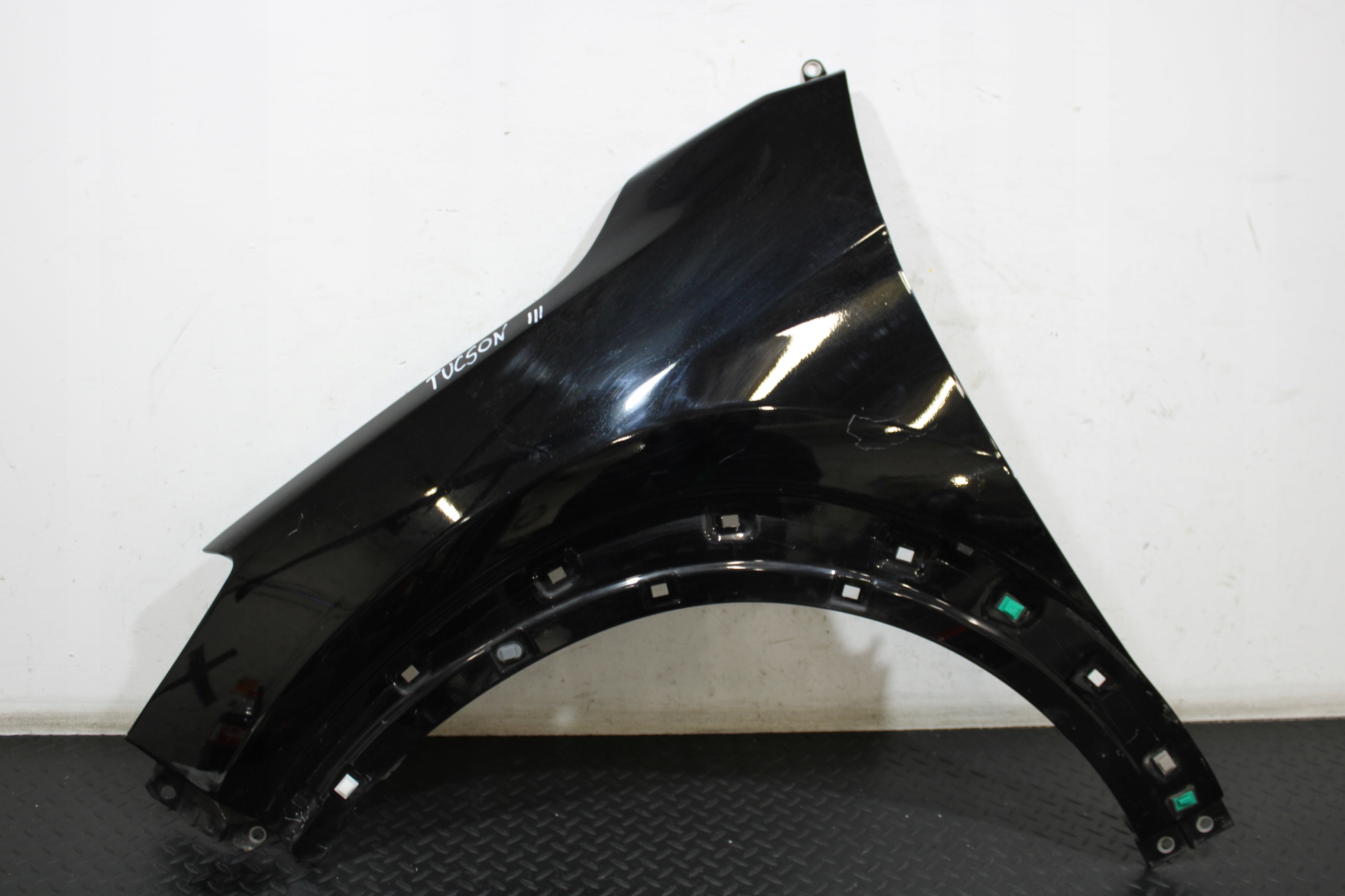 fender left front HYUNDAI TUCSON III 3