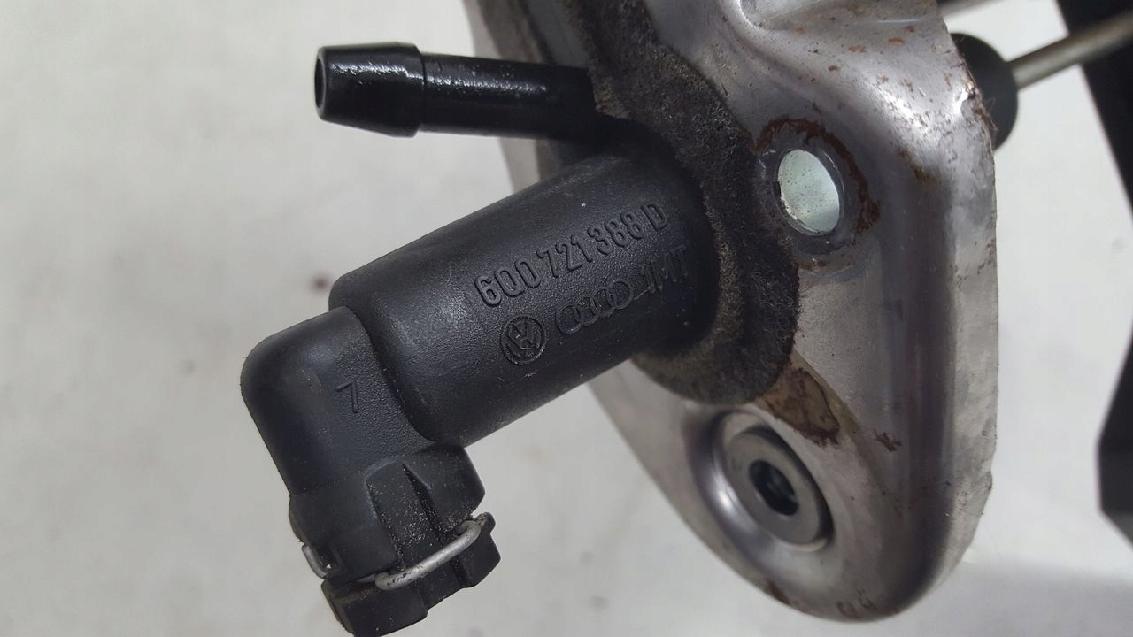 spojkový pedál pumpa VW Fox 1,2