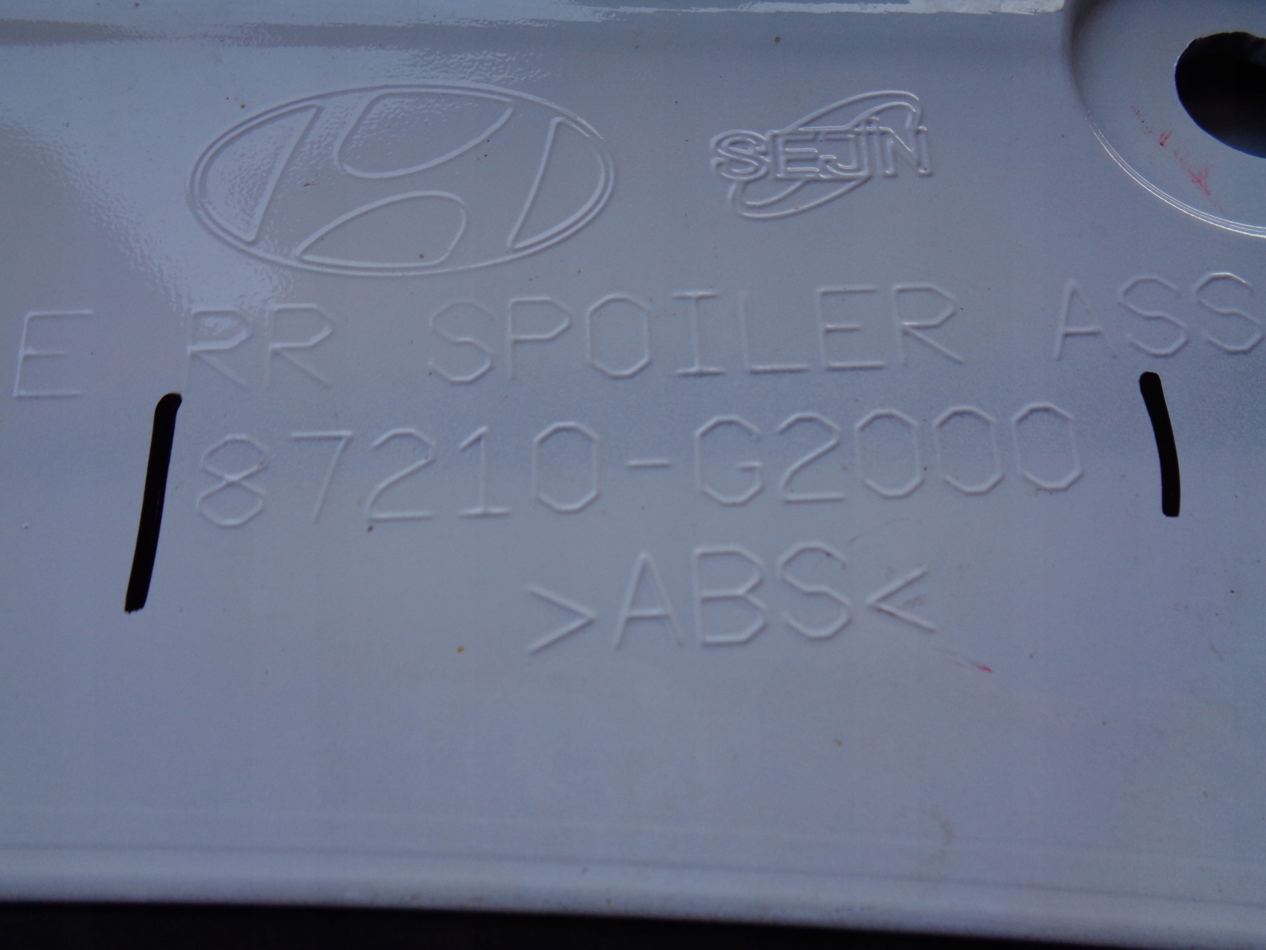 spoiler LOTKA bonnet HYUNDAI IONIQ 17