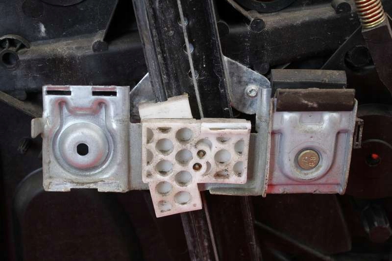 window regulator right front EU 2S61-A203A28EN FORD FIESTA MK6 02-08