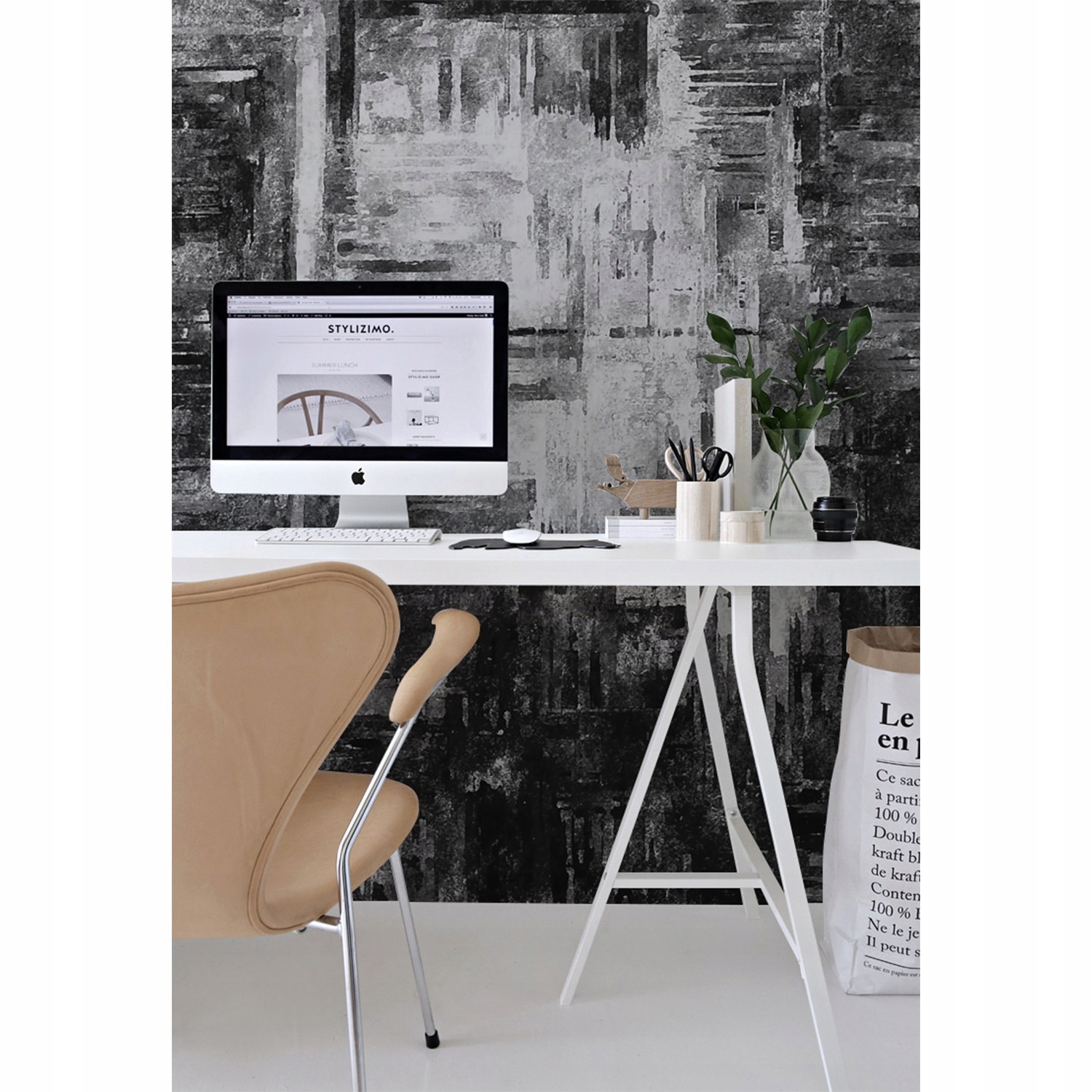 

Fototapeta ścienna Czarno-biała akwarela 152x104cm