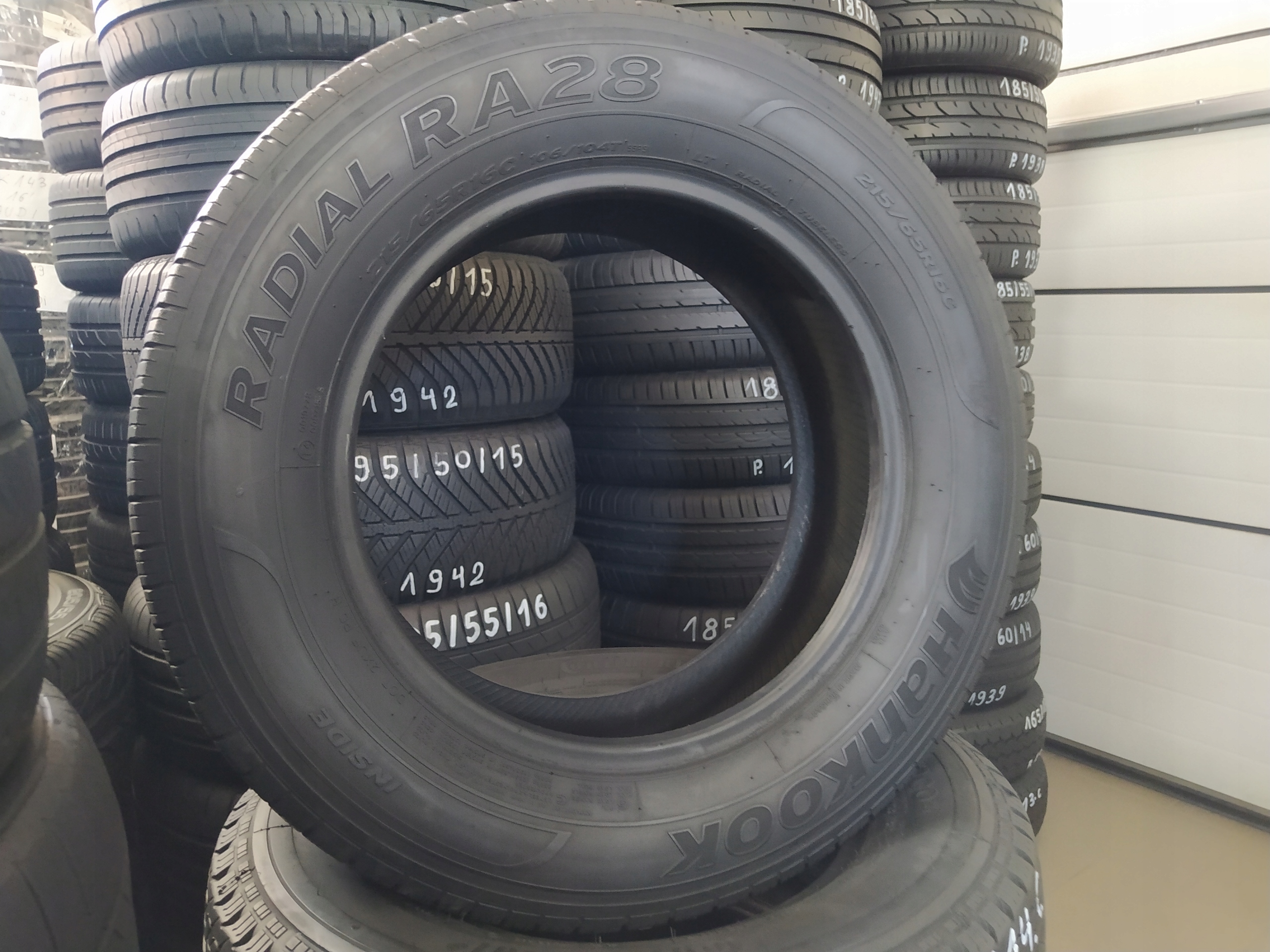 OPONY 215/65/16C HANKOOK RADIAL RA 28 Model RADIAL RA 28