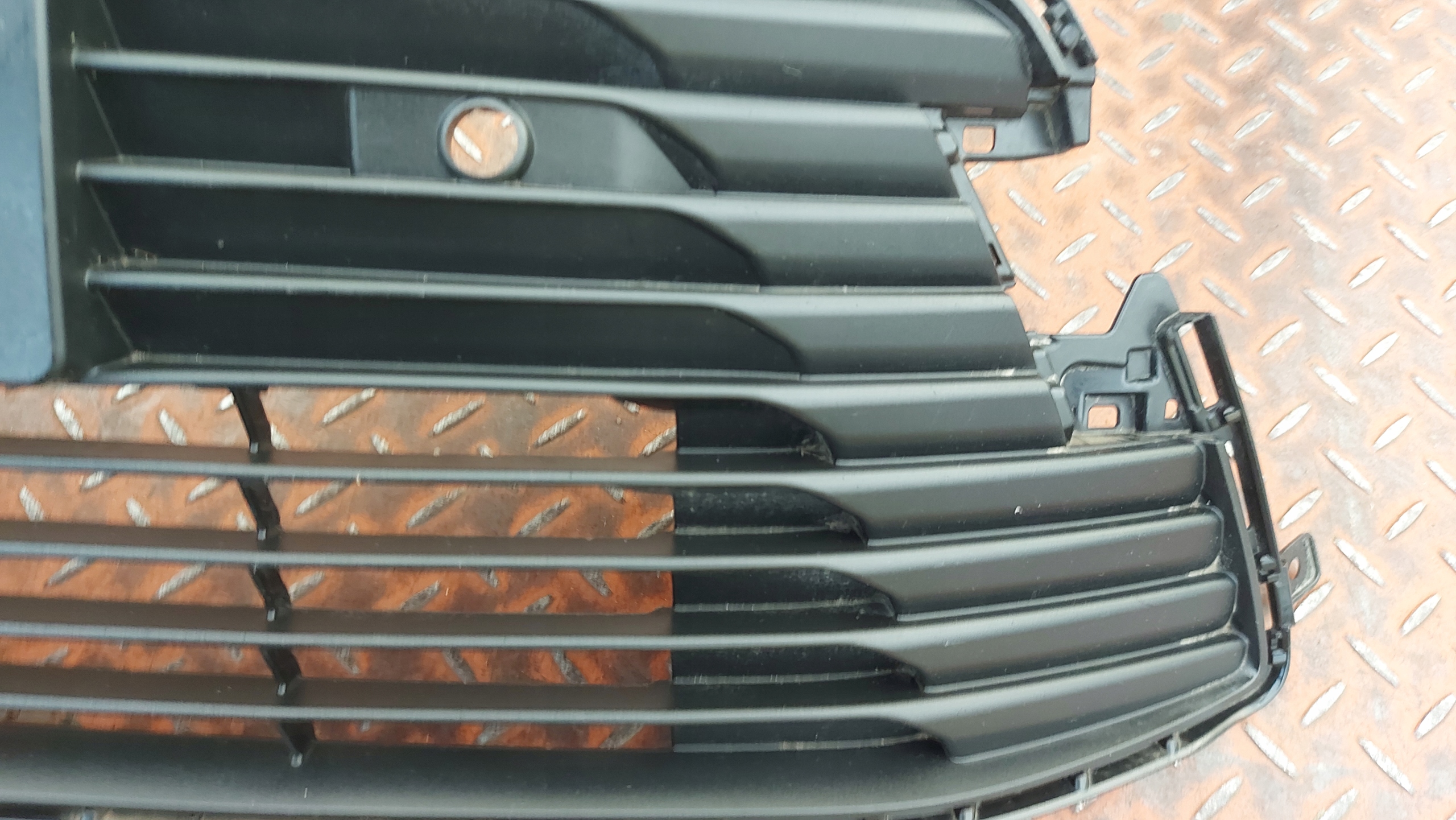 grid grille of a bumper front TOYOTA COROLLA E21 19- sedan PDC