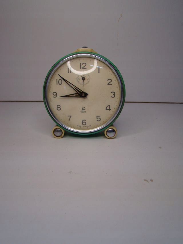 Stary budzik Poltik PRL