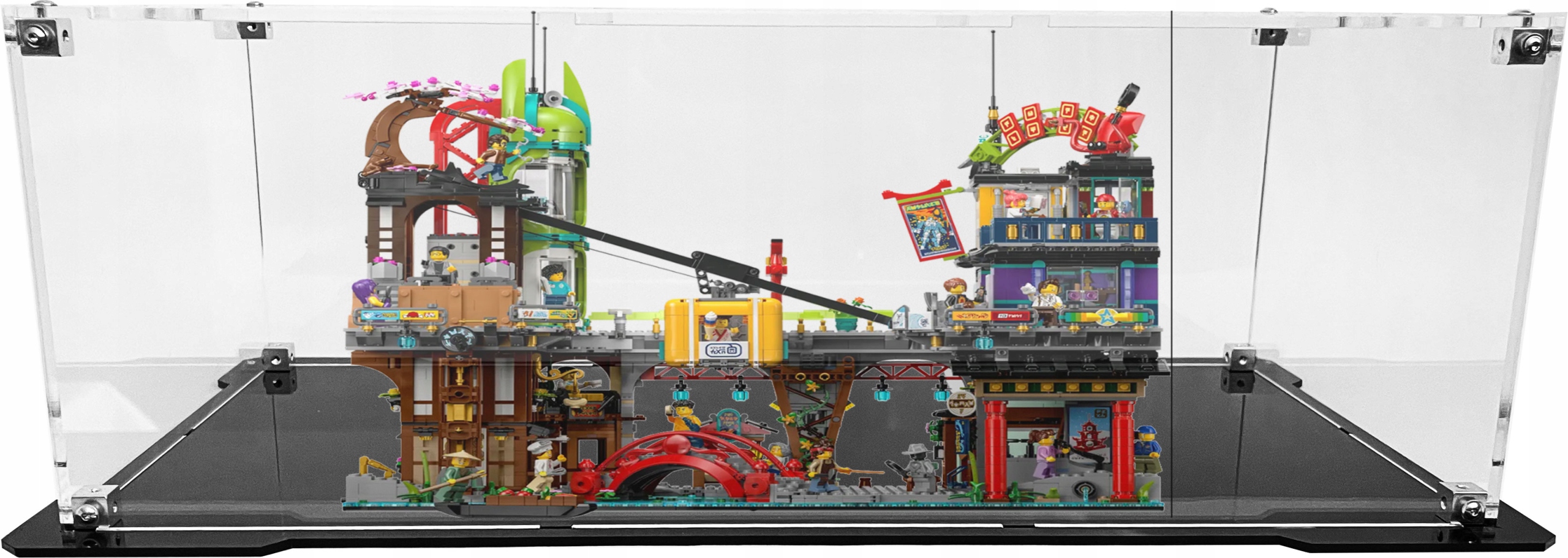 Vitrína s černou základnou pro stavebnici Lego 71799 – Městský trh Ninjago